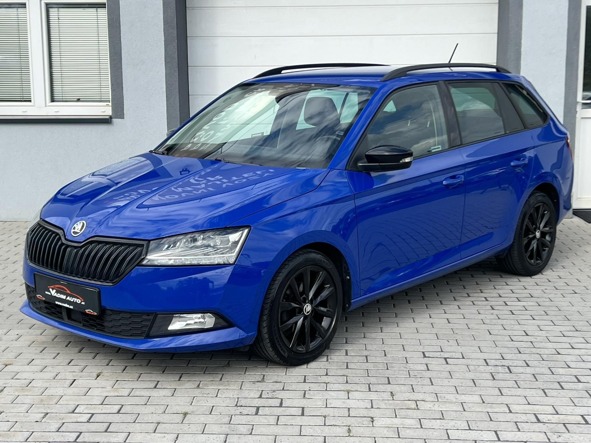 Škoda Fabia, 1.0TSI 70kW STYLE BLACK - fotka 2