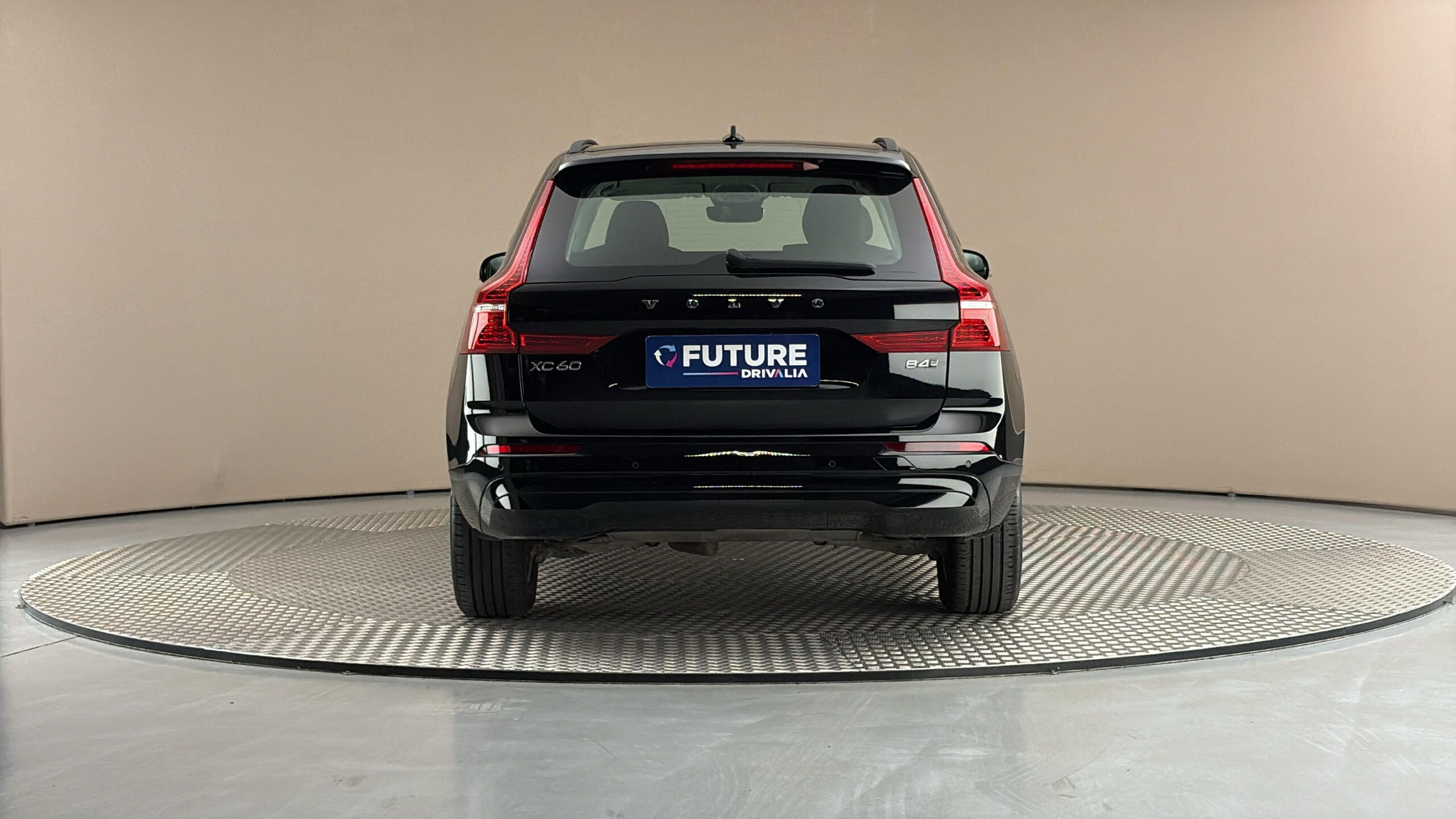 Volvo XC60, 2.0 B4 AUT AWD Essential - fotka 5