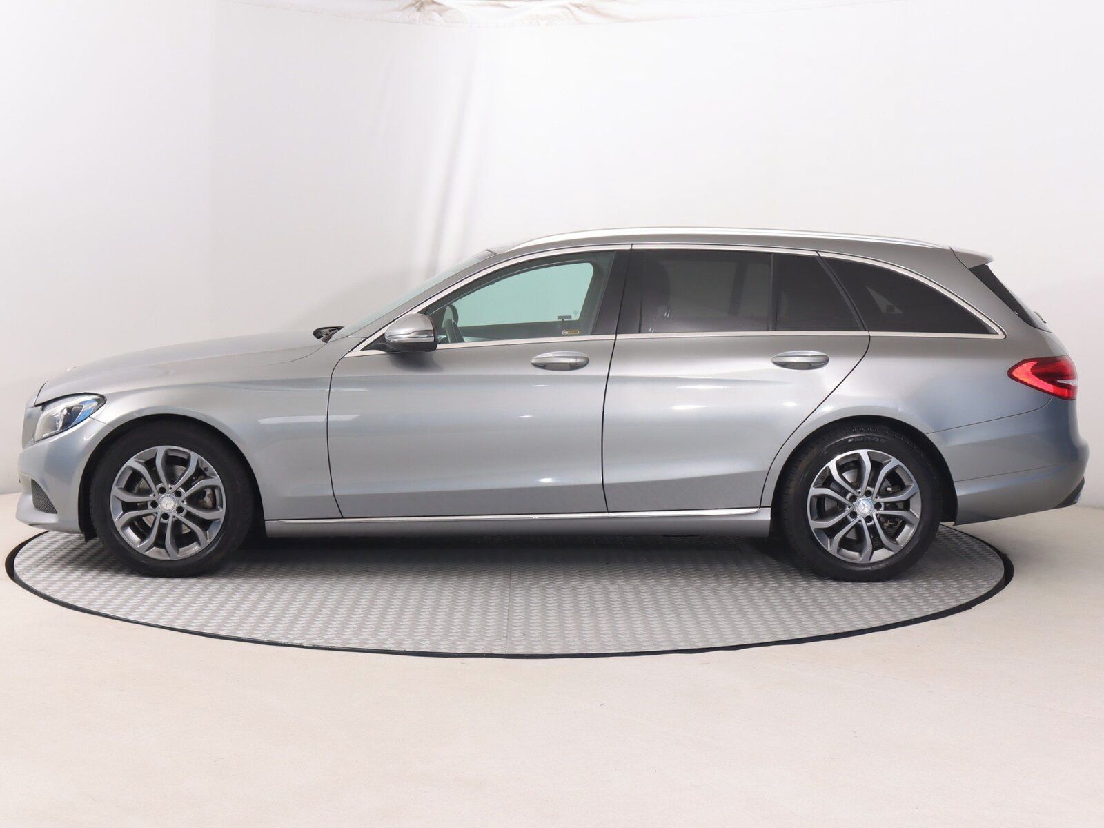 Mercedes-Benz Třídy C, 200 d, Automat, Serv.kniha - fotka 3