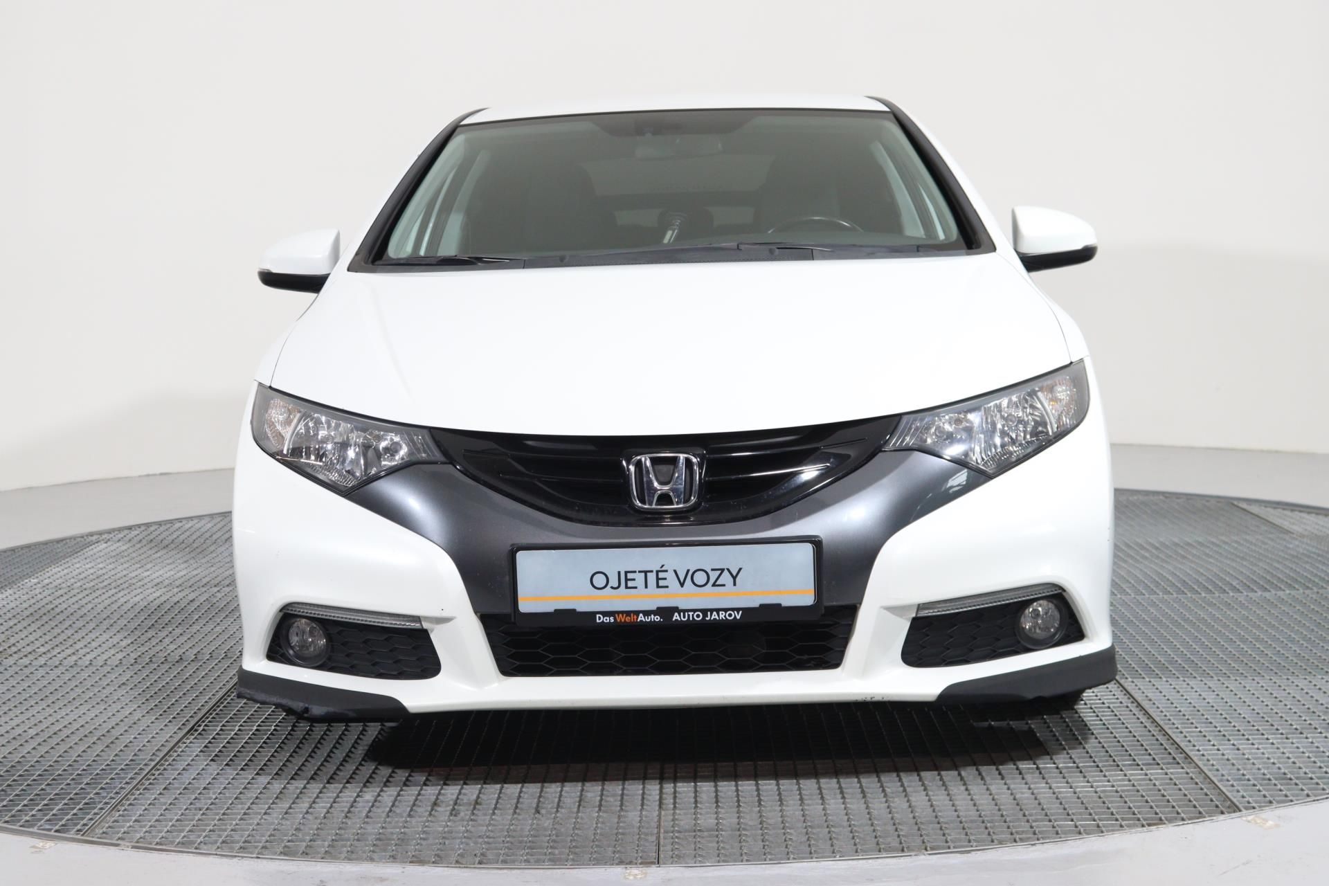 Honda Civic, 1,8 i-VTEC SPORT 104 kW - fotka 4