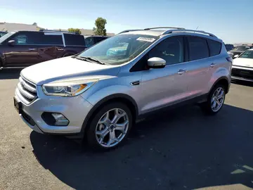 Ford Escape, Auto na cestě