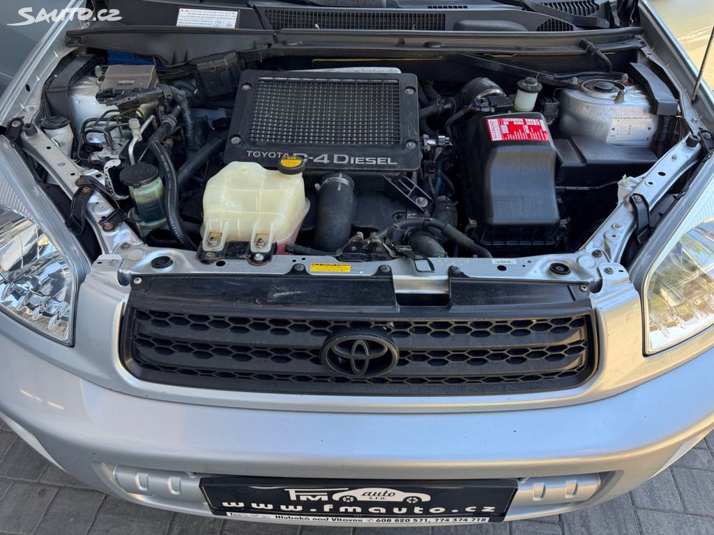Toyota RAV4 2.0 D-4D 116 ch 4x4 • 3 portes • Boîte manuelle • Clim