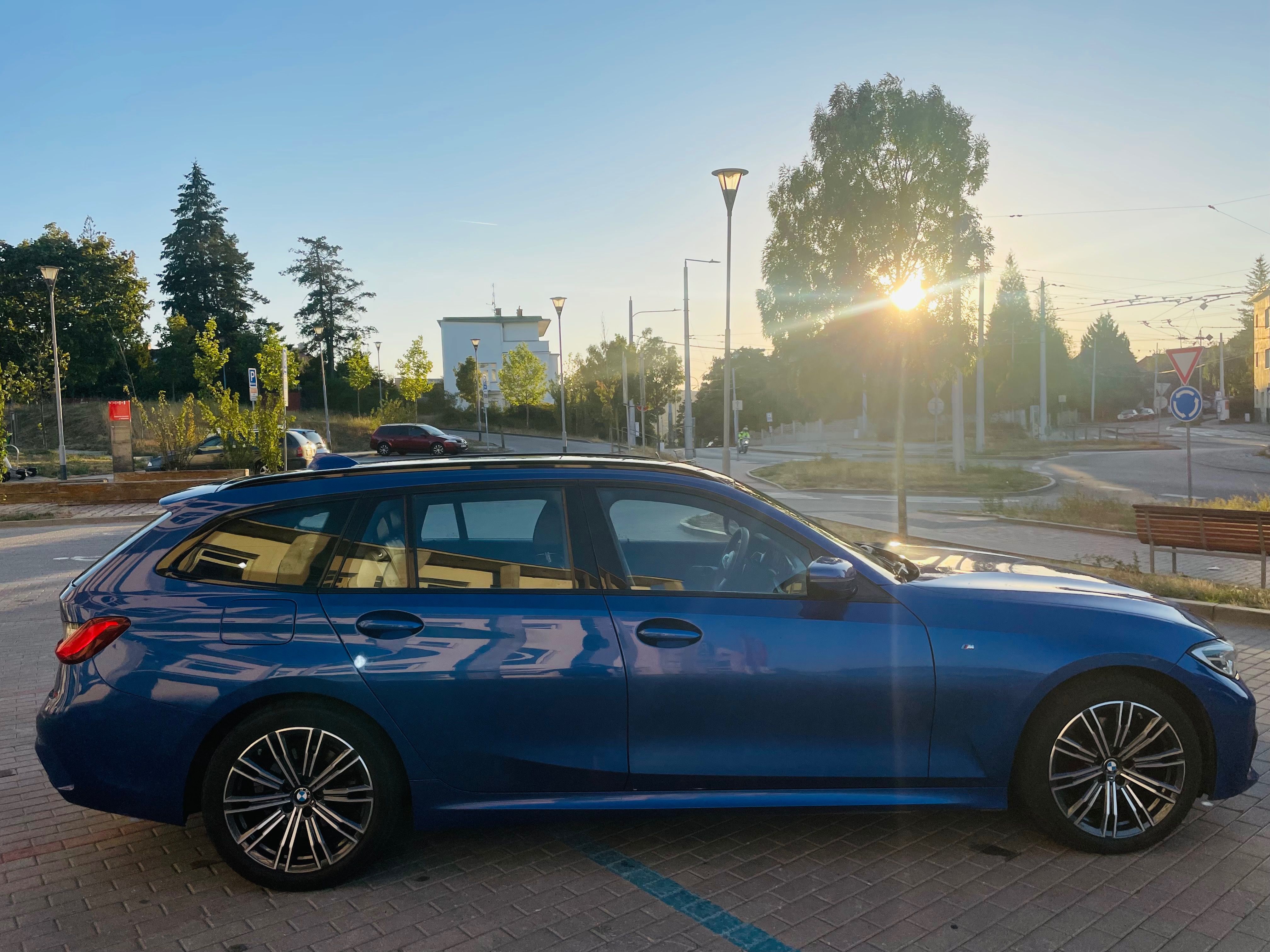 BMW Řada 3, 320D Xdrive odpočet DPH - fotka 6