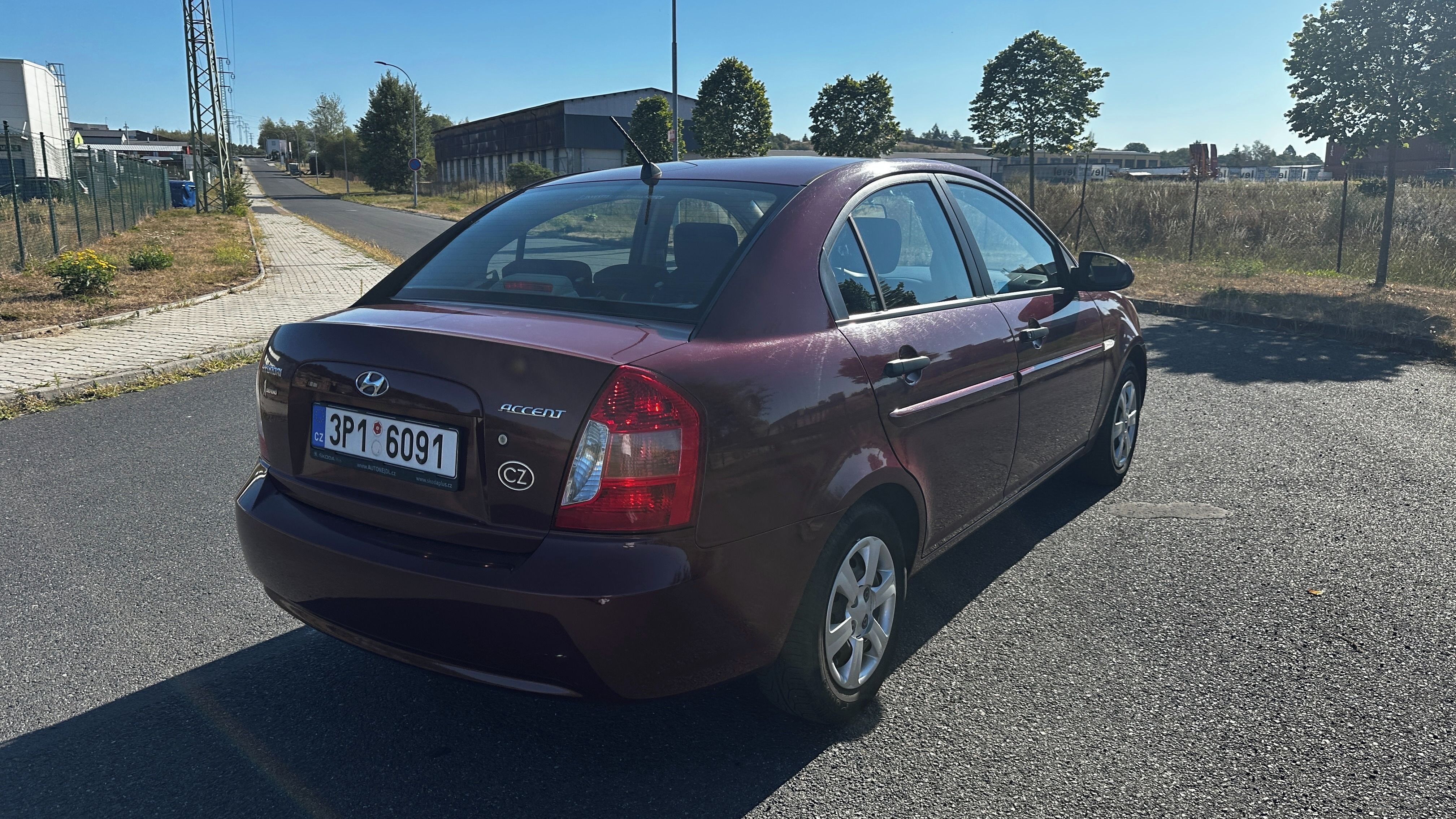 Hyundai Accent, 1.4 - fotka 5