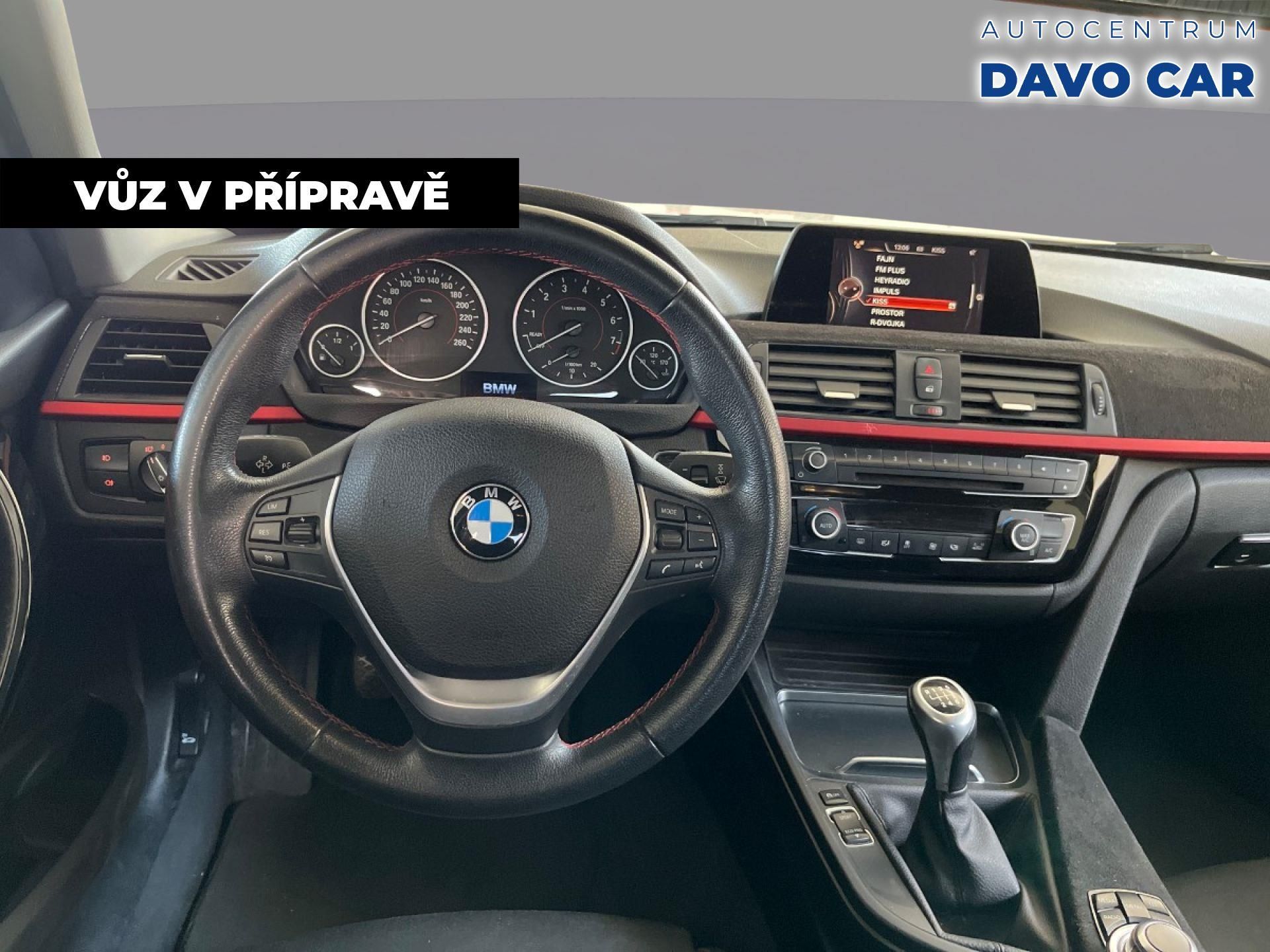 BMW Řada 3, 2,0 320i 135kW CZ xDrive Sport - fotka 5