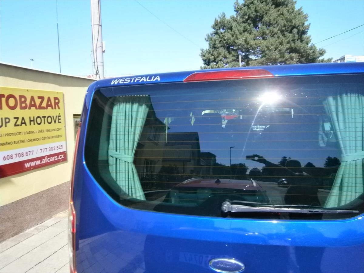 Ford Tourneo Custom, 2,2 TDCI EUROLINE 114 KW - fotka 6