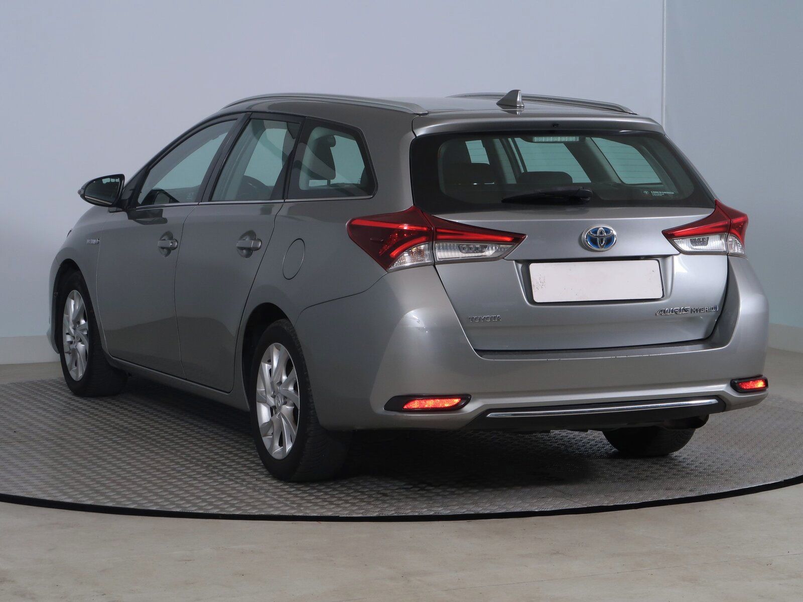 Toyota Auris, Hybrid, Automat - fotka 4