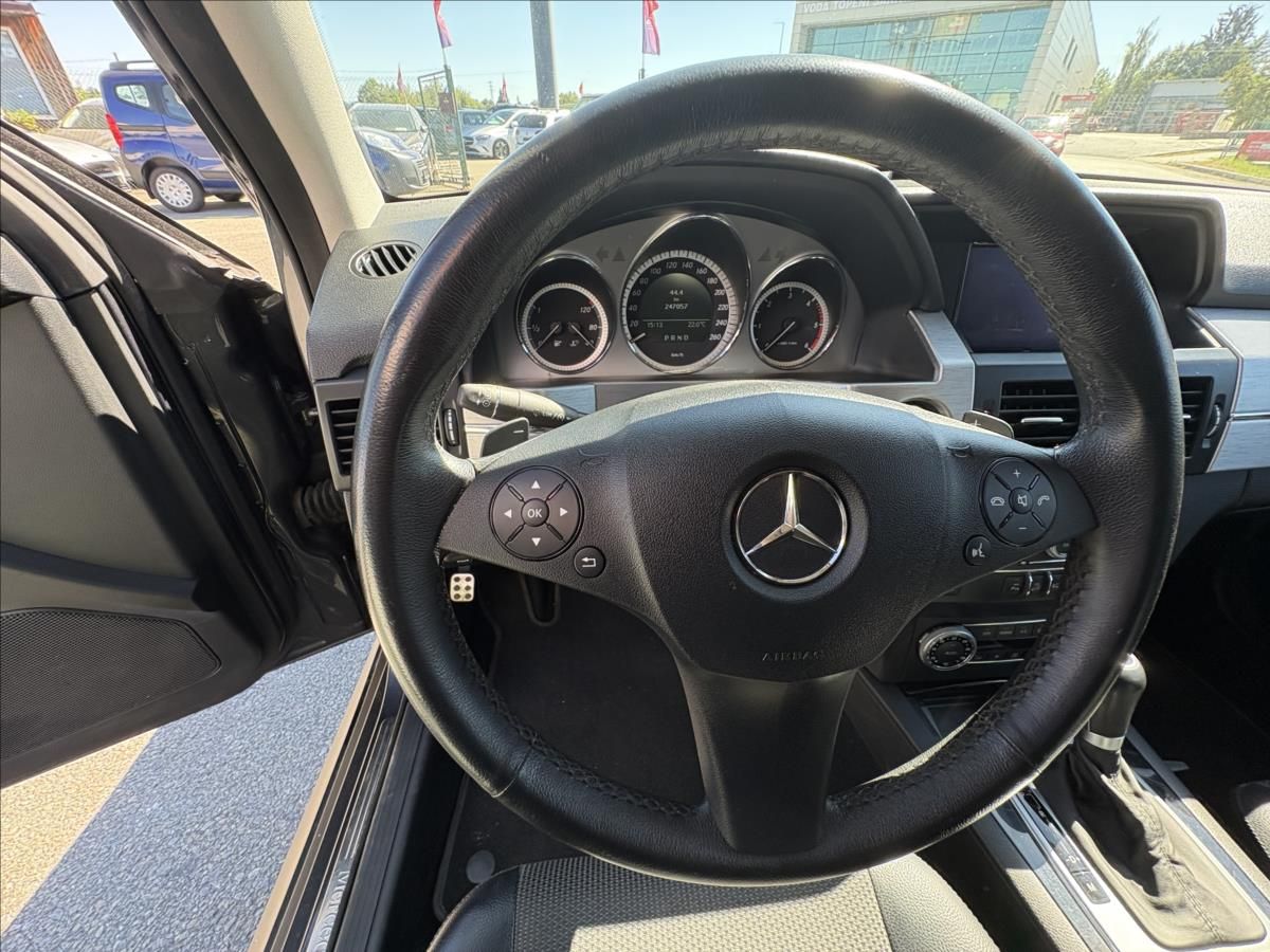 Mercedes-Benz GLK, 2,2 220CDI AT,4M,Offroad paket - fotka 6