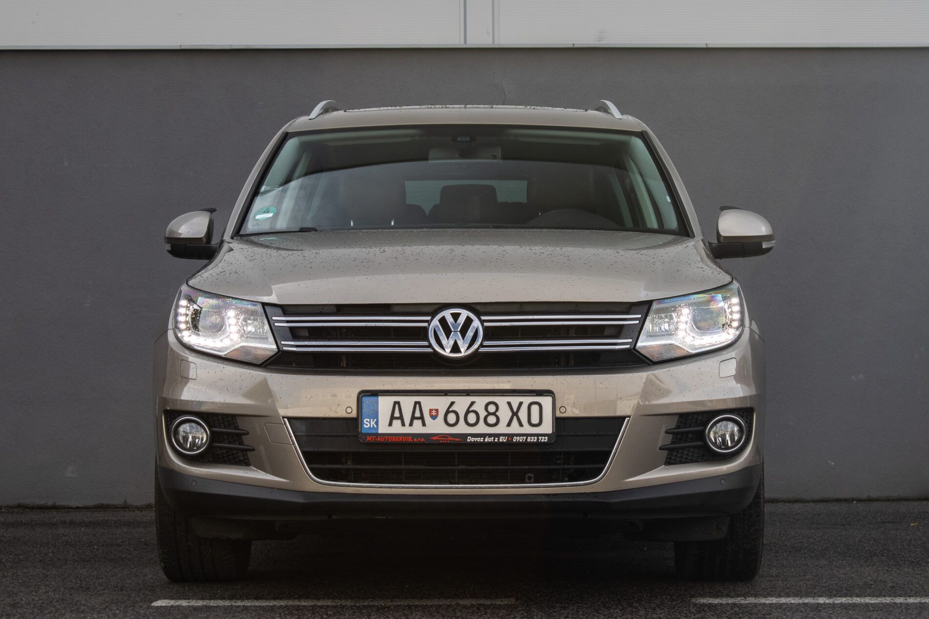 Volkswagen Tiguan - fotka 2