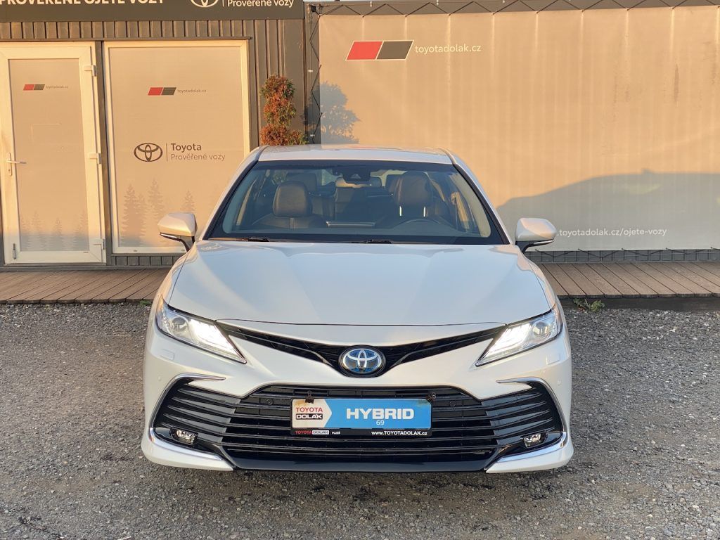 Toyota Camry, 2.5HSD, ČR-1m, Executive, navi - fotka 3