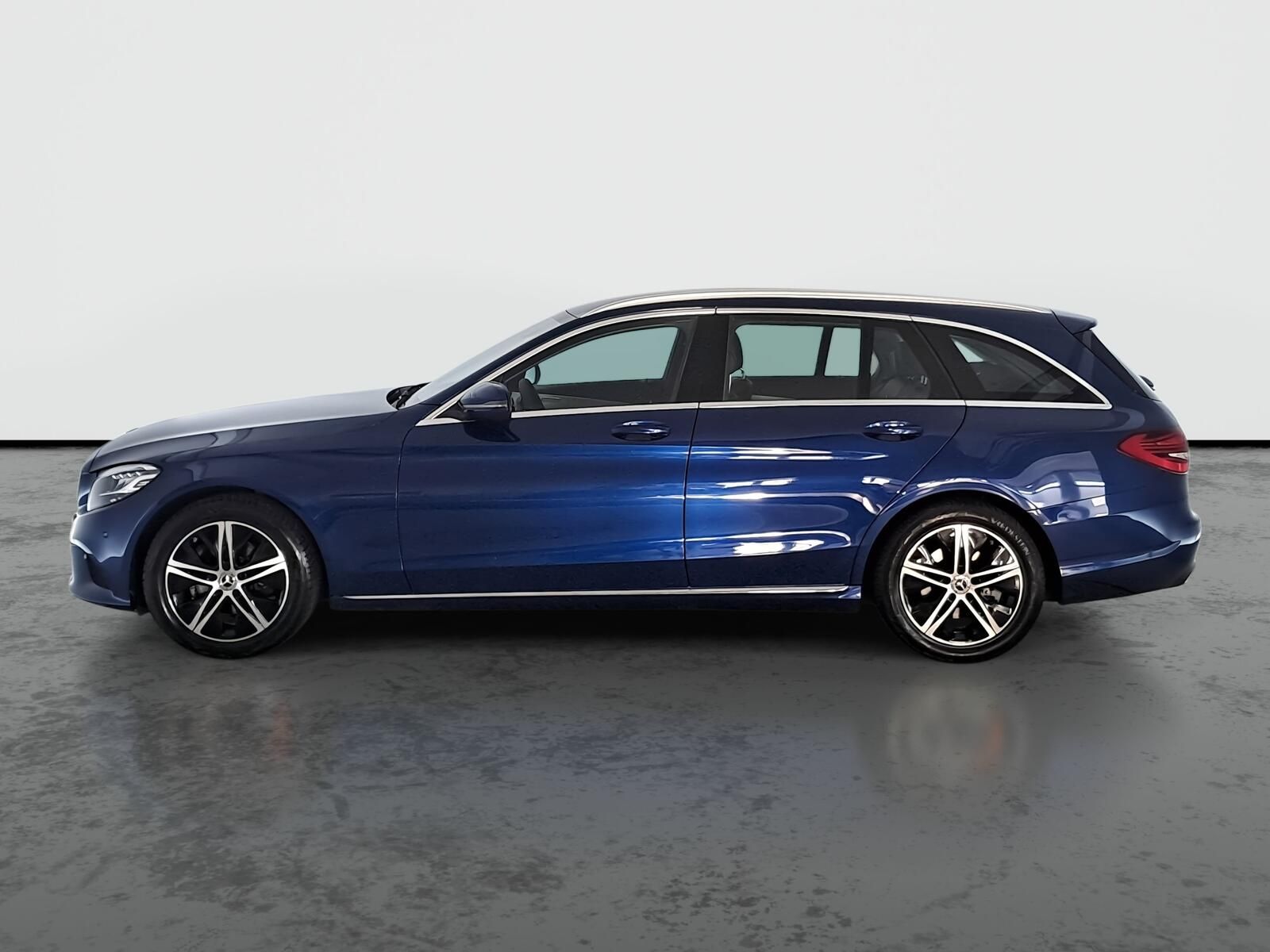 Mercedes-Benz Třídy C, 180, Automat, Serv.kniha, Kůže - fotka 3