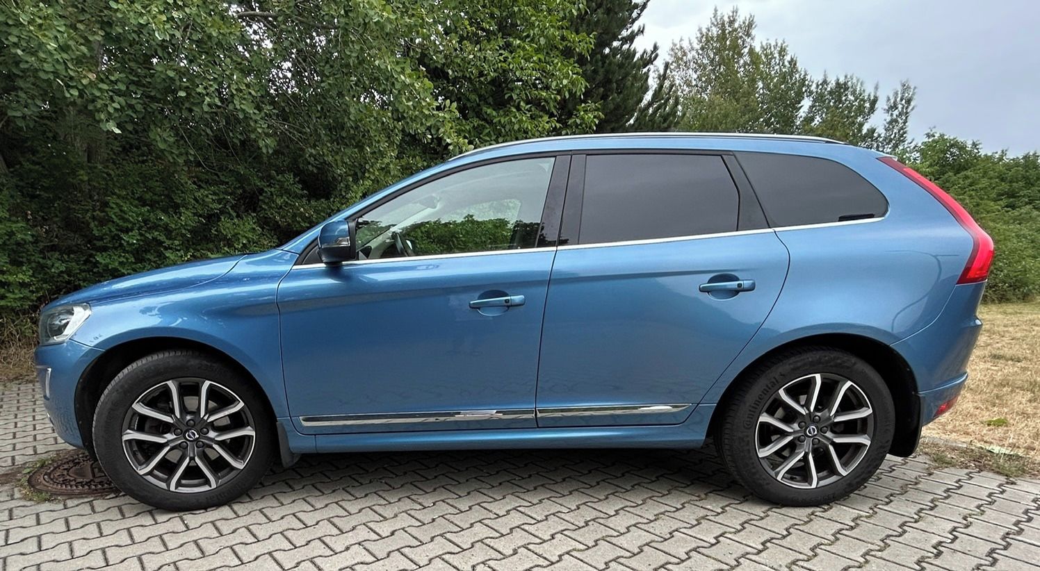 Volvo XC60, 2,4D D5 Inscription Polestar - fotka 2