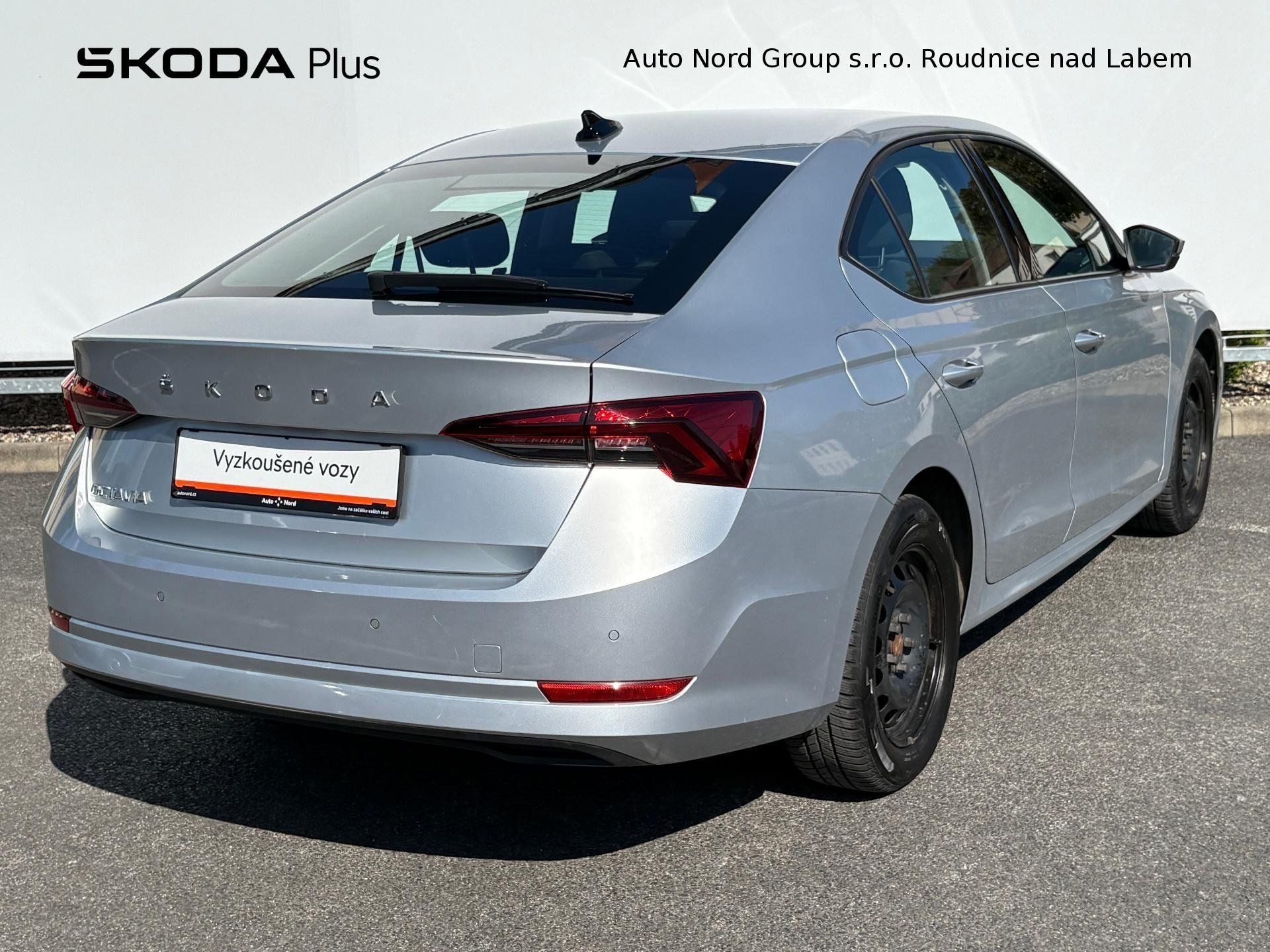 Škoda Octavia, Octavia 2.0 TDI 85kW Ambition - fotka 2