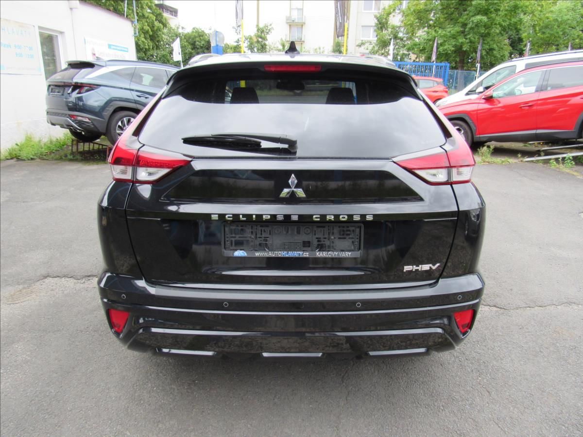 Mitsubishi Eclipse Cross, 2,4 i PHEV Plug-in Instyle+ - fotka 5