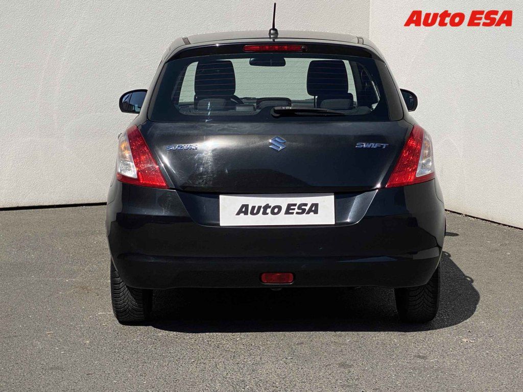Suzuki Swift, 1.2i,Club - fotka 5