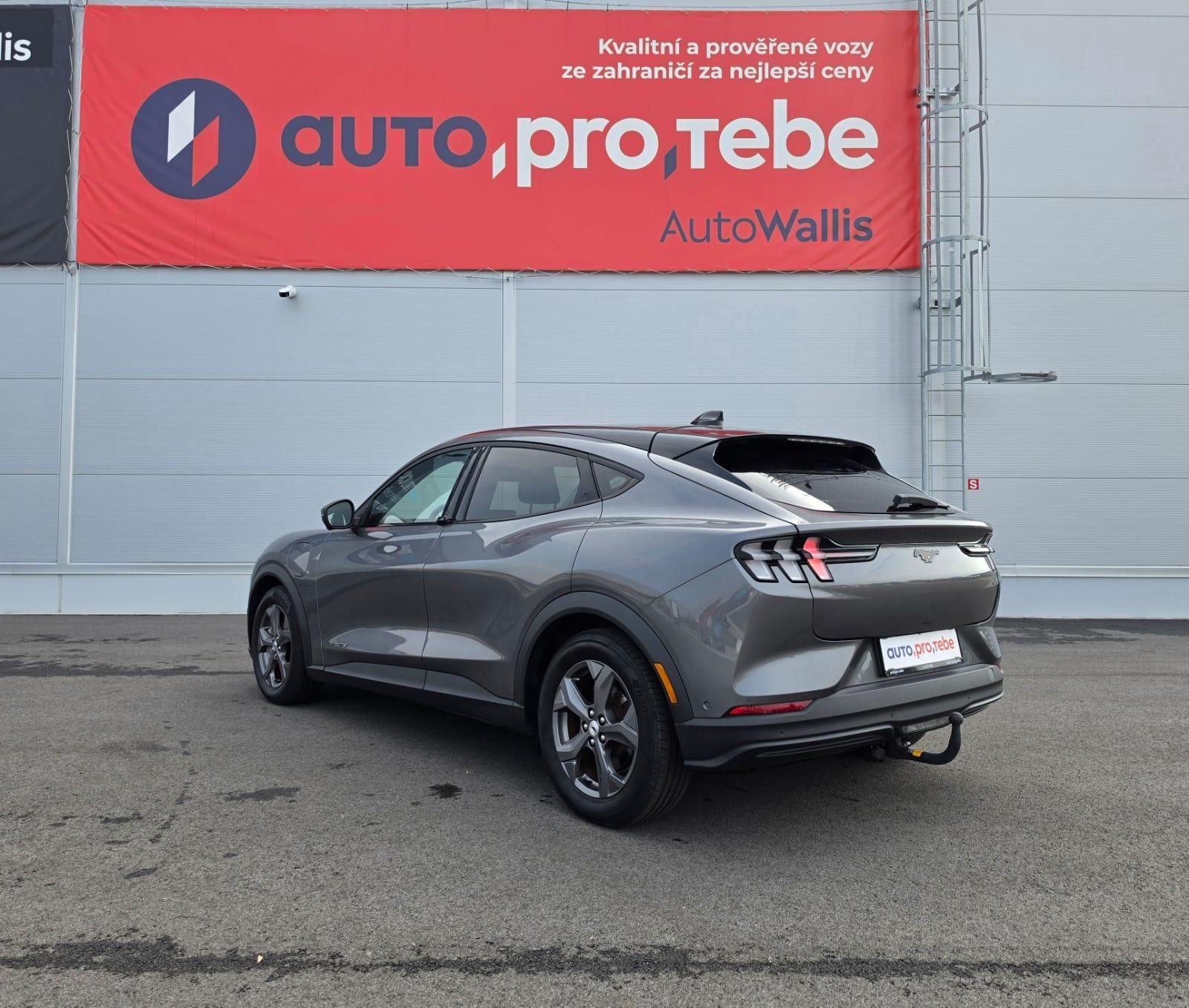 Ford Mustang Mach-E, RWD 75kWh 190kW 1.Maj DPH TZ - fotka 4