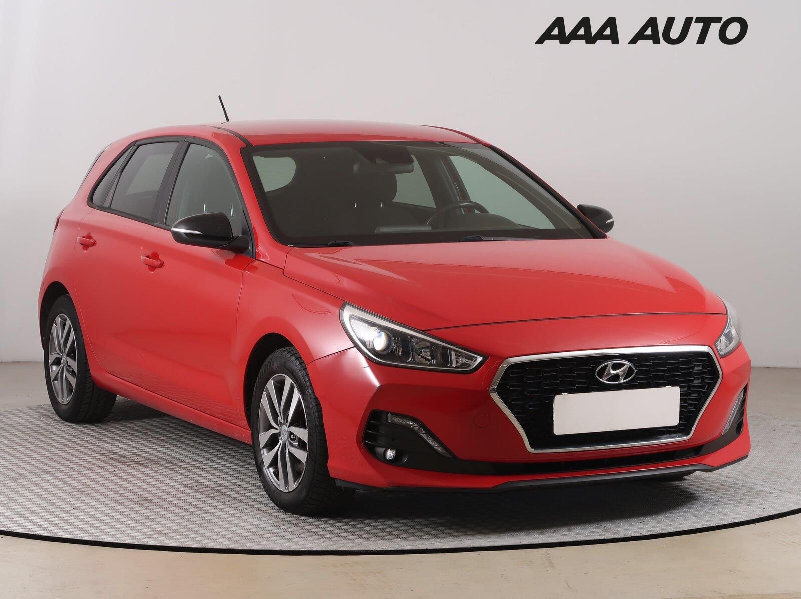 Hyundai i30, 1.4 CVVT, Go!, Serv.kniha
