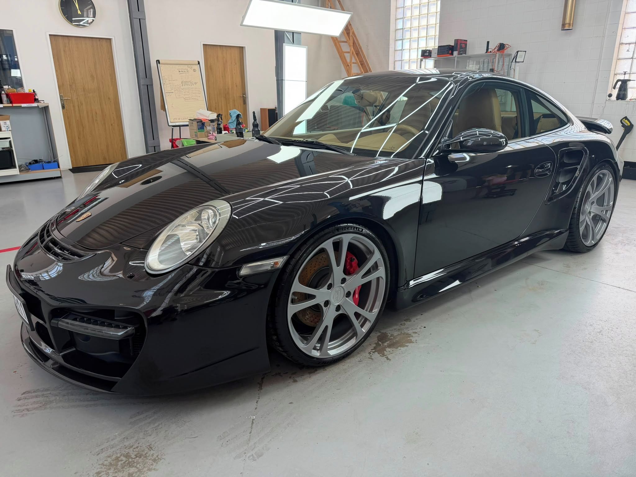 Porsche 911, 997 Carrera Turbo 4S TechArt - fotka 5