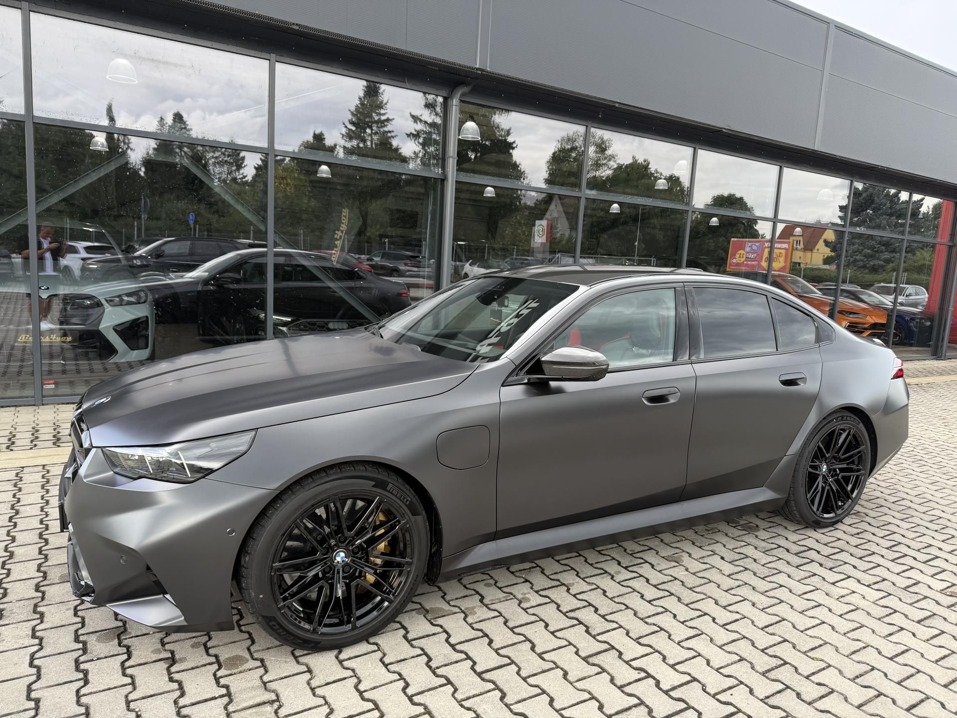 BMW M5, ULTIMATE FROZEN DEEP KARBON CZ - fotka 3