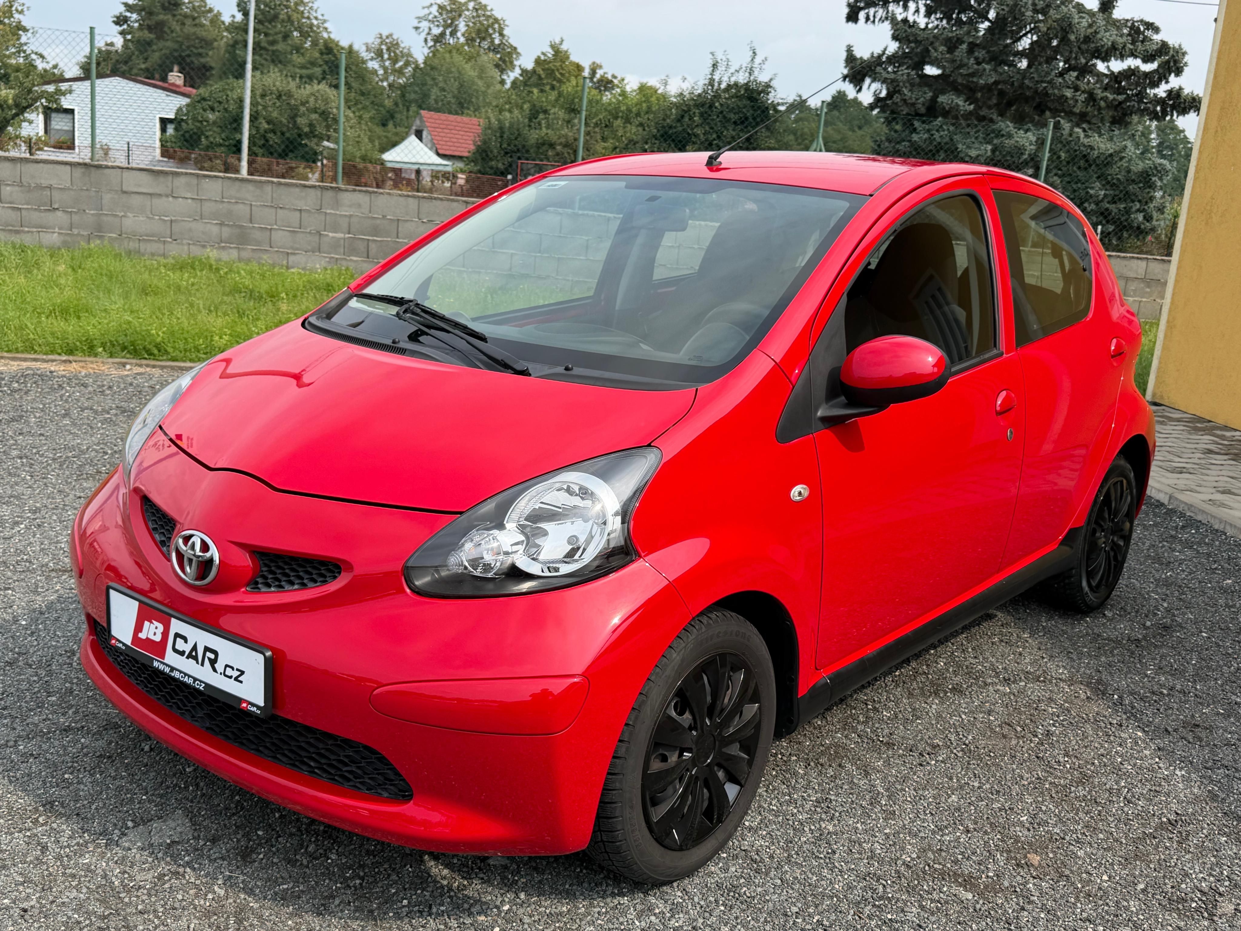 Toyota Aygo, 1.0I 50KW KLIMA 1.MAJITEL - fotka 5
