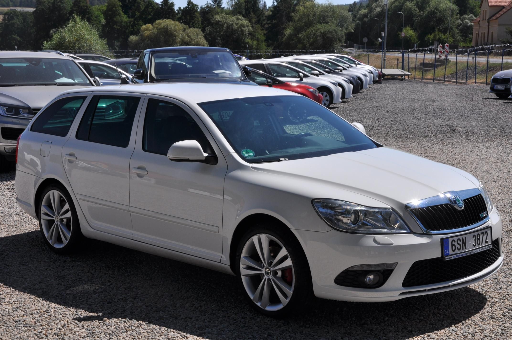 Škoda Octavia, II 2.0TDi 125kW KOMBI RS - fotka 2