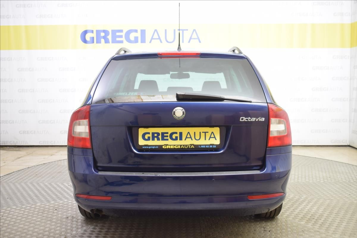 Škoda Octavia, 1,6 MPi 1.MAJITEL,PR.SERVIS - fotka 4