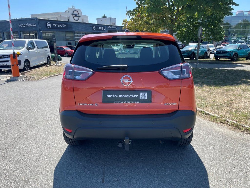 Opel Crossland X, Enjoy 1,2 Turbo, ČR, 1. maj - fotka 4