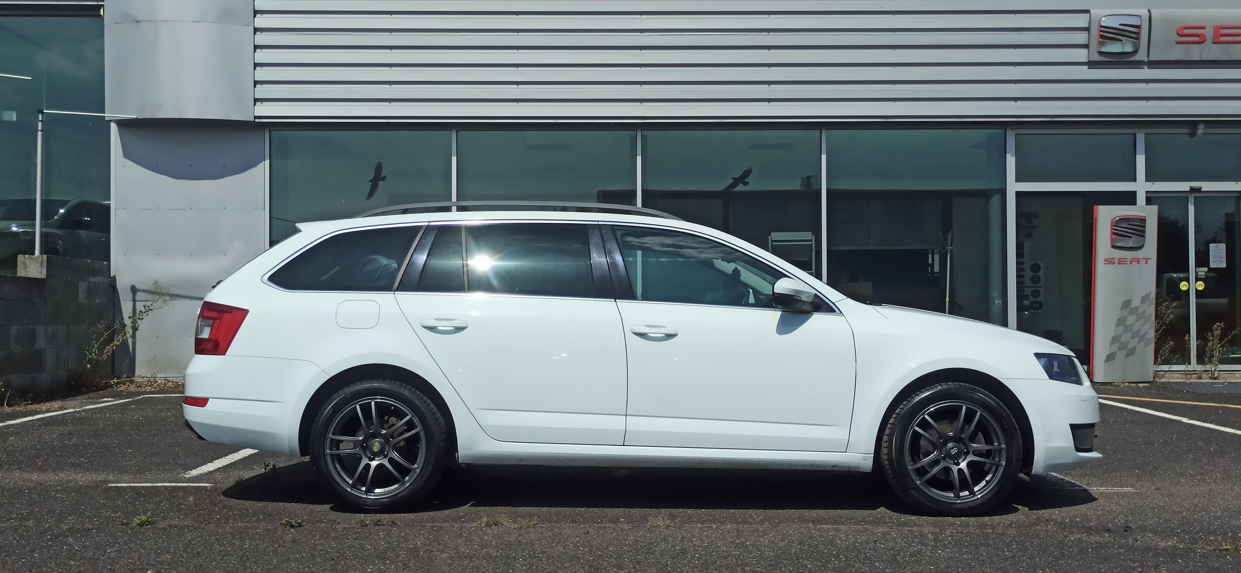 Škoda Octavia, 1.4 TSI 103 kW Elegance - fotka 4