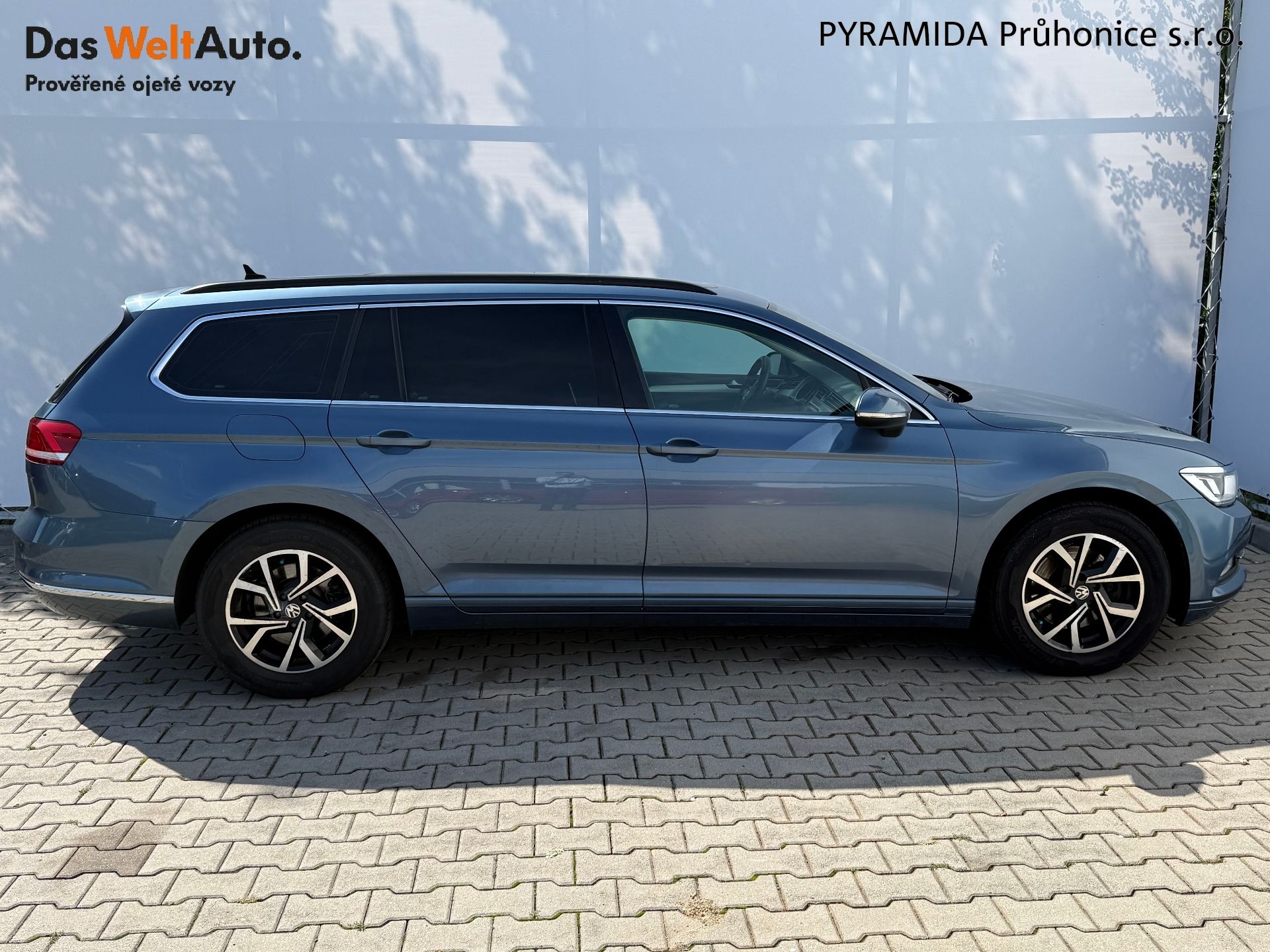 Volkswagen Passat, 2.0 TDI 110 kW Comfortline - fotka 6