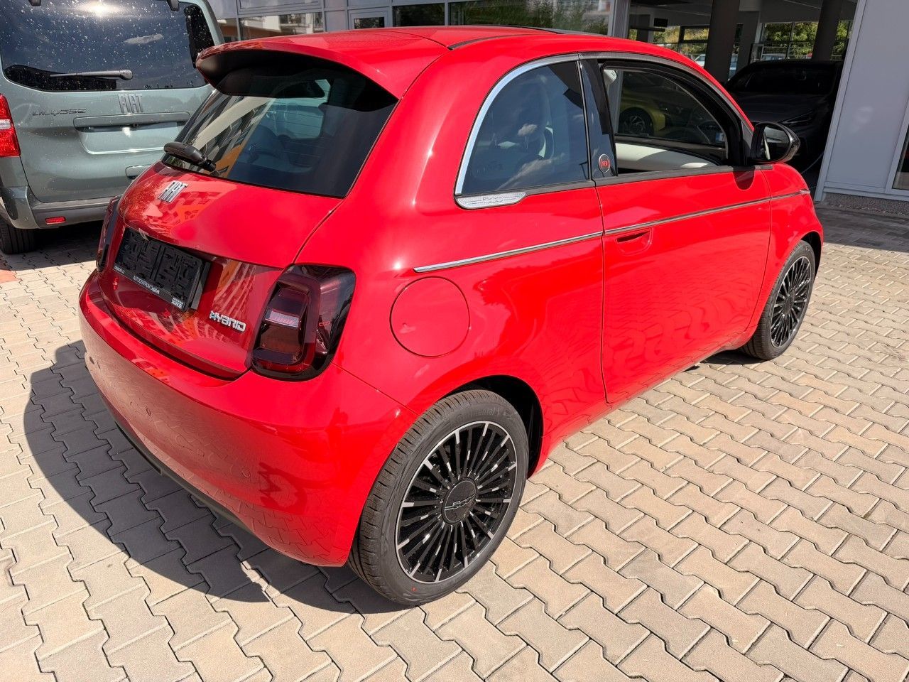 Fiat 500, Hybrid La Prima Hatchback 1.0 - fotka 4