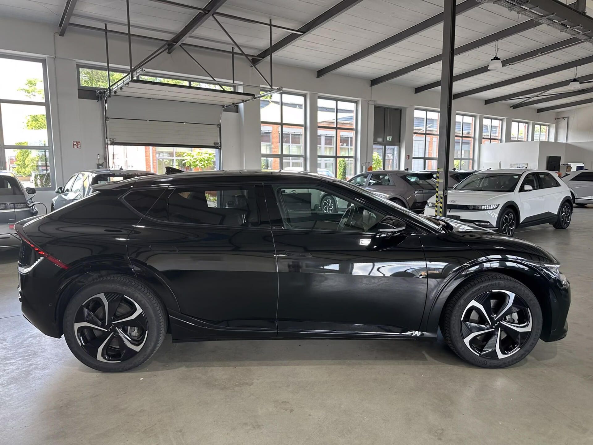 Kia EV6, GT-Line 77.4kWh Pano HuD 360 - fotka 5