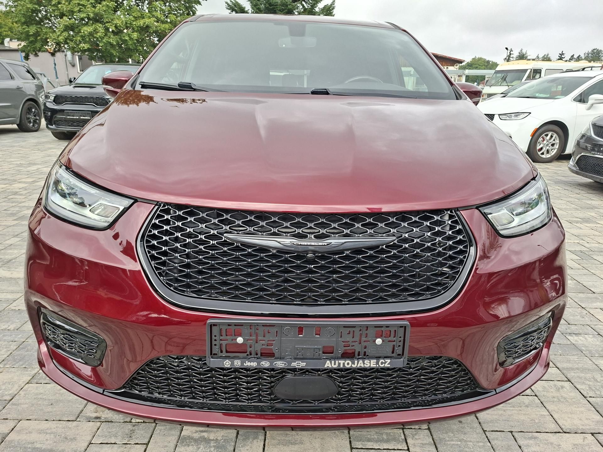 Chrysler Pacifica, 3,6L V6 SPORT,DVD,ALU kola R20 - fotka 2