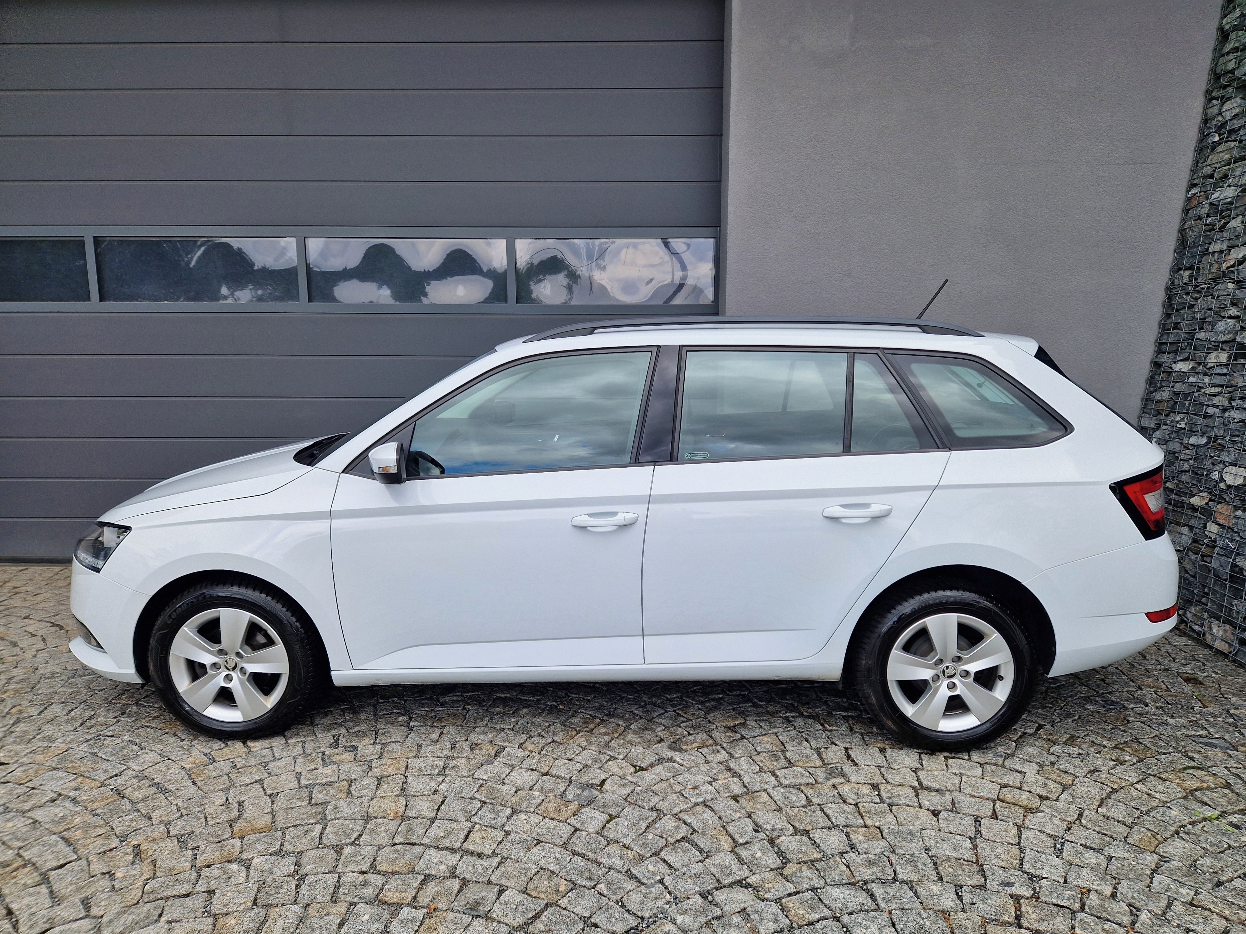 Škoda Fabia, 1,0 TSI, 70KW, Ambition - fotka 2