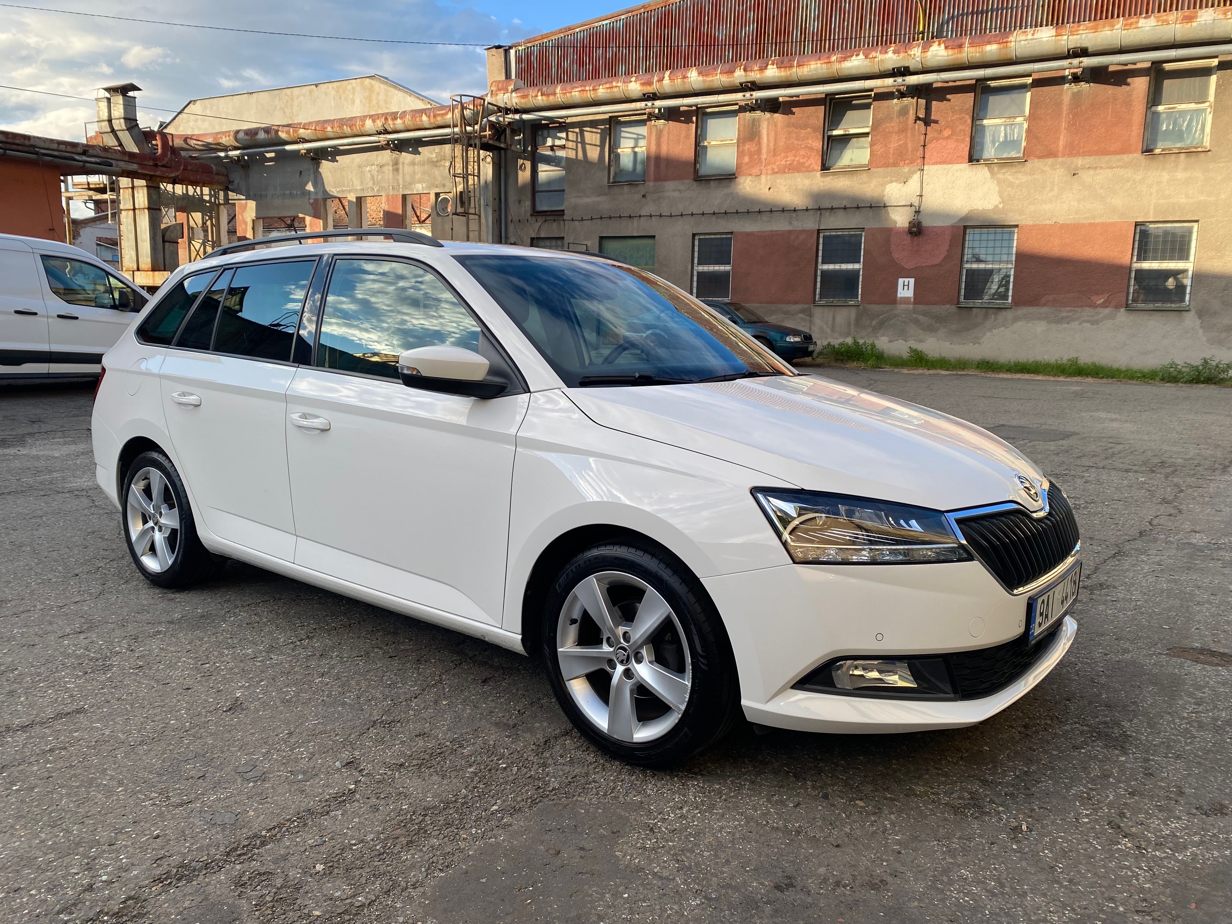 Škoda Fabia, Ambition Tour 1.0TSI 70kW ČR - fotka 6