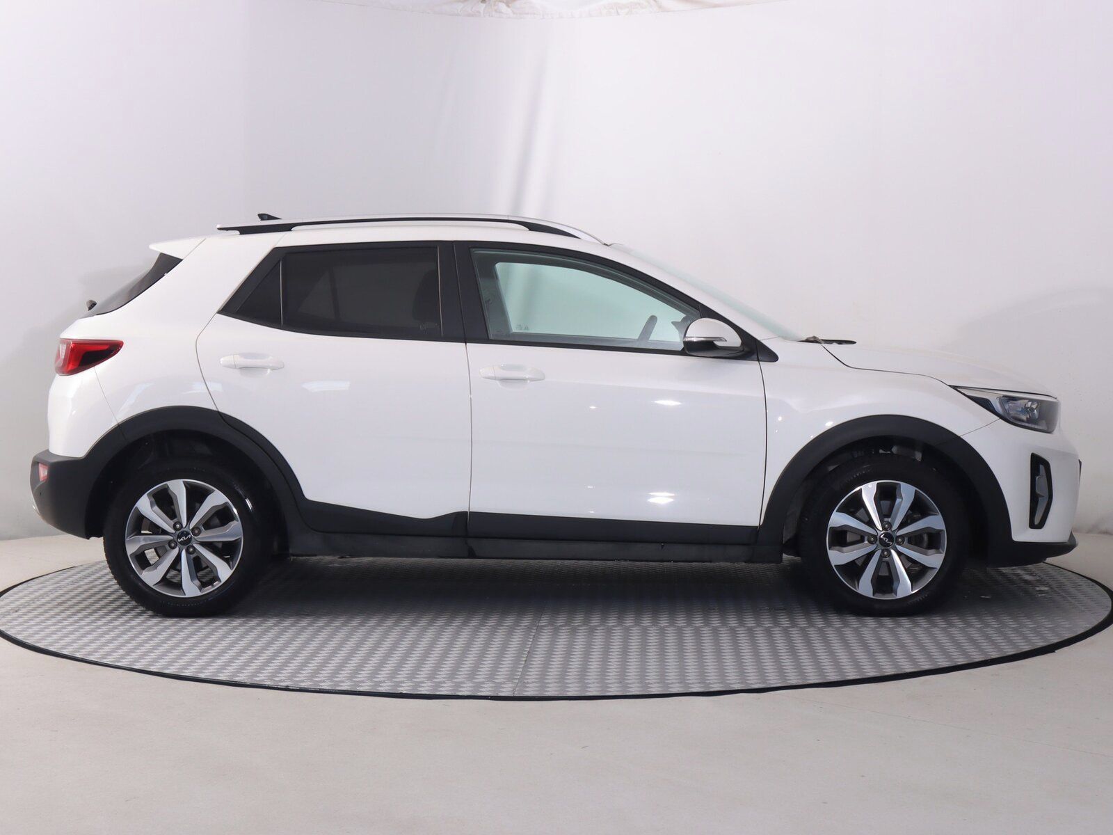 Kia Stonic, 1.0 T-GDI, Automat, Serv.kniha - fotka 6