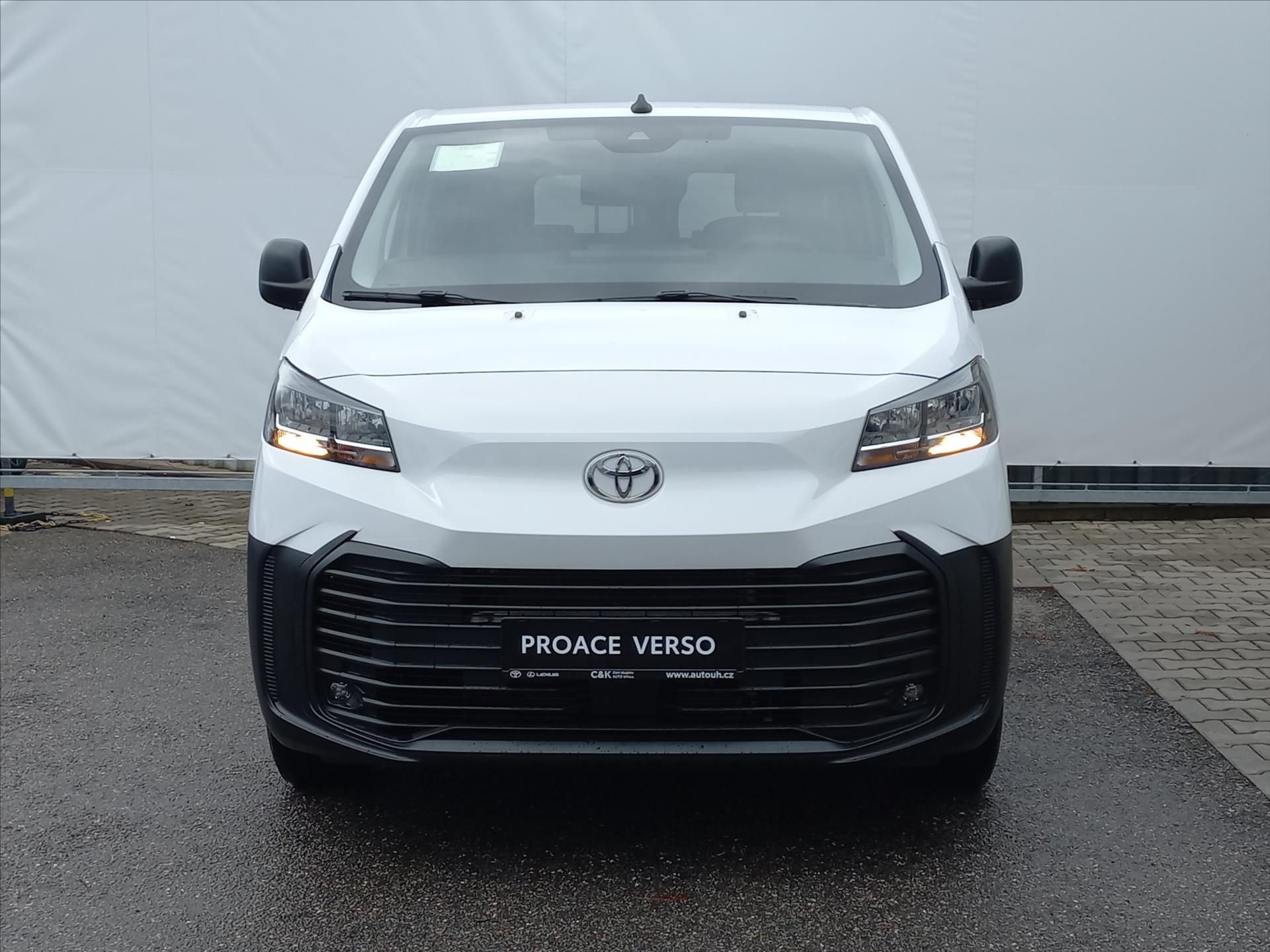 Toyota Proace Verso, 2,0 Diesel144k 6MT 5D Glass L1 - fotka 4
