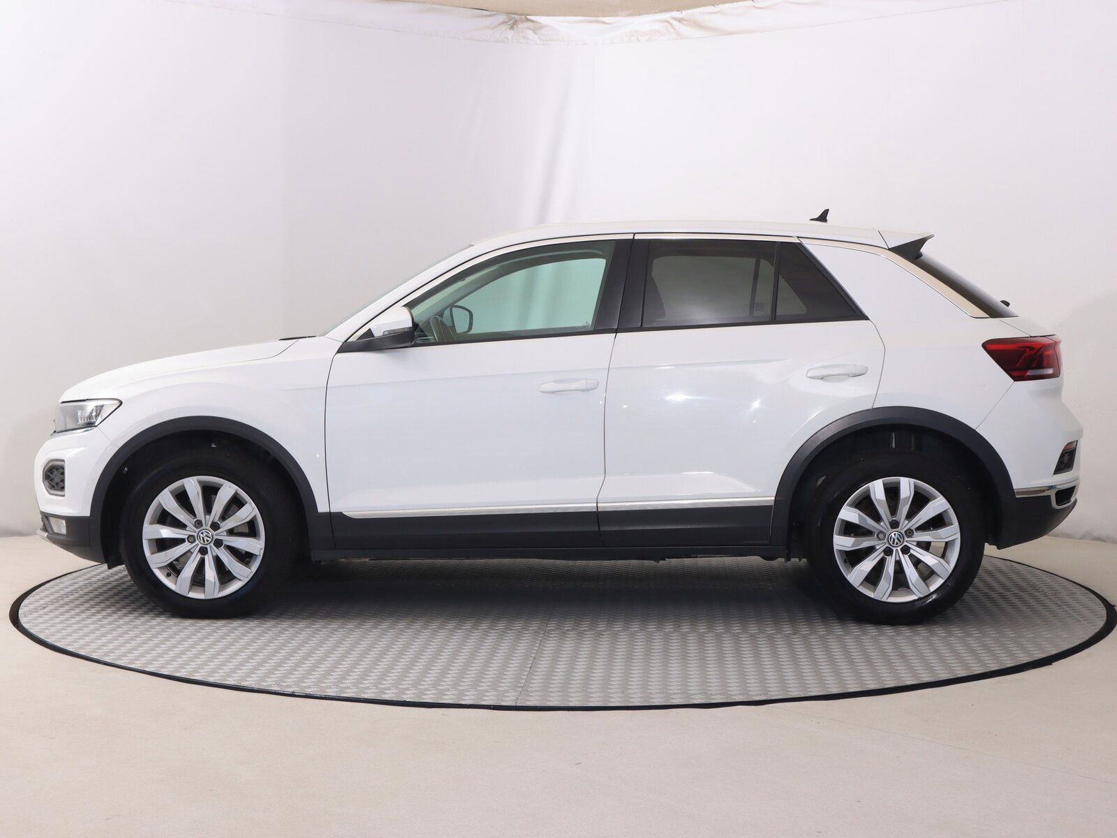 Volkswagen T-Roc, 2.0 TDI, Automat - fotka 3