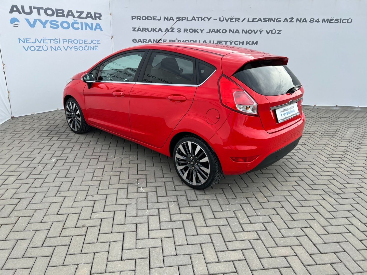 Ford Fiesta, 1.0i 74kW Titanium! Tažné! - fotka 6