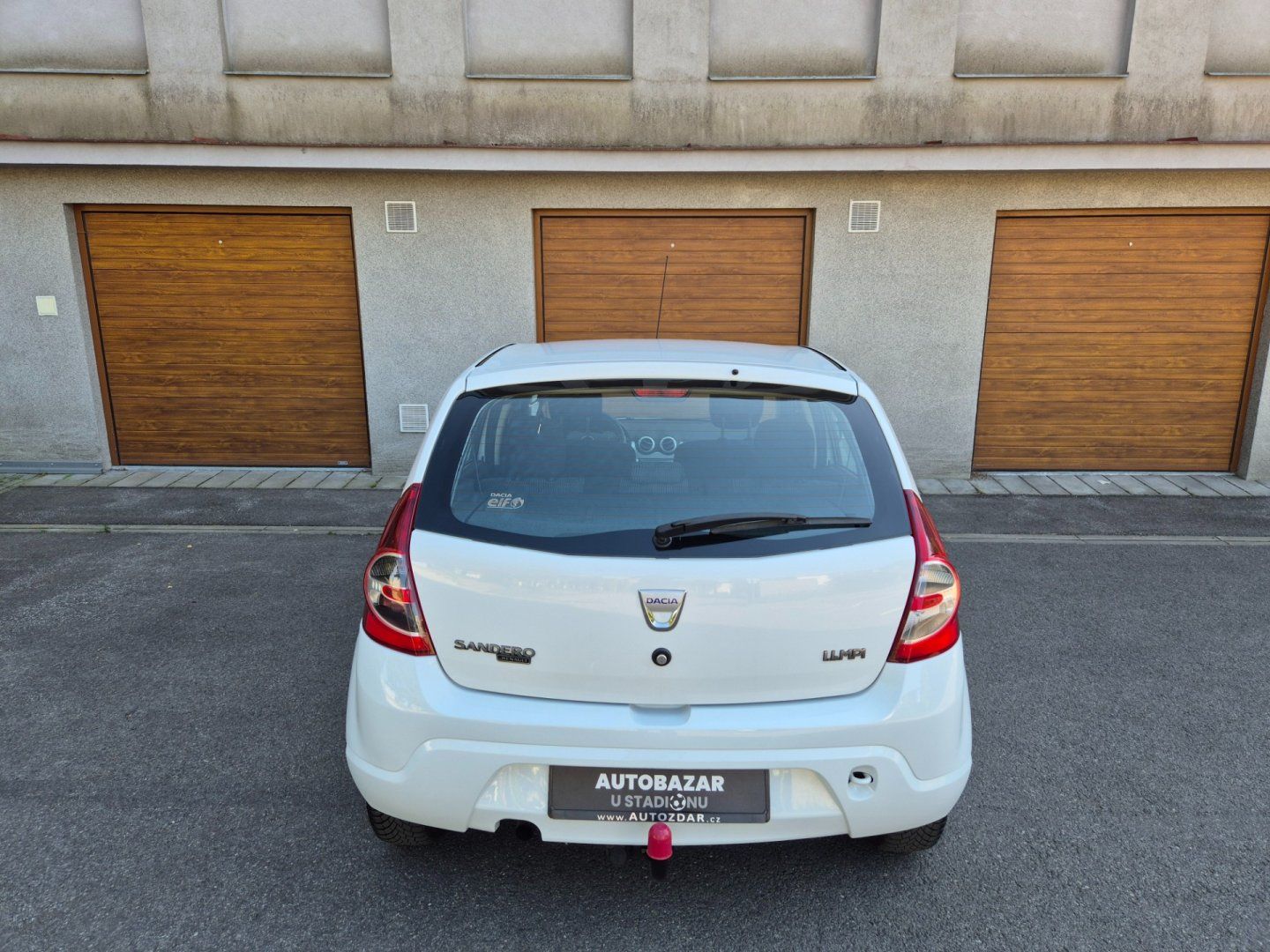 Dacia Sandero, 1.4i 55kW klima Tažné zař. - fotka 4