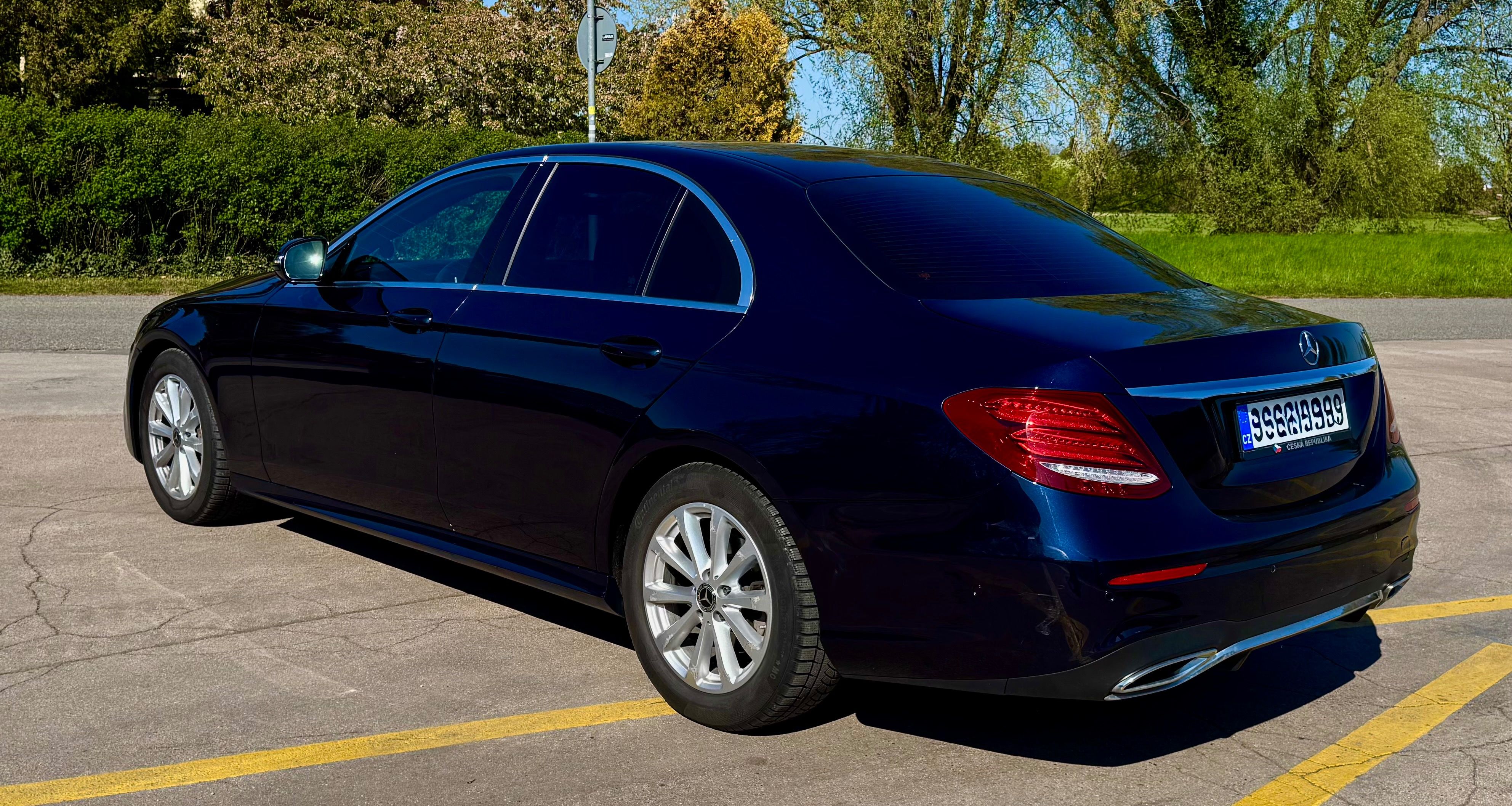 Mercedes-Benz Třídy E, 2.0 D - fotka 6