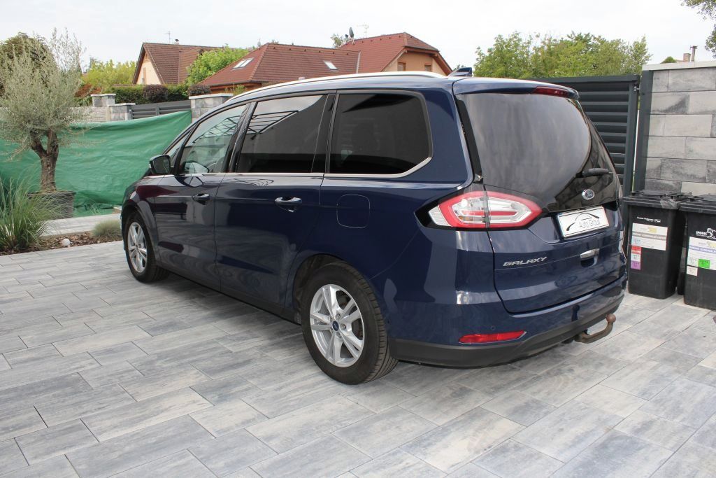 Ford Galaxy, 2.0 EcoBlue Titanium - fotka 3