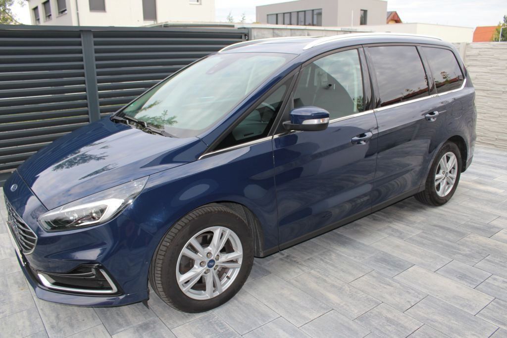 Ford Galaxy, 2.0 EcoBlue Titanium - fotka 2