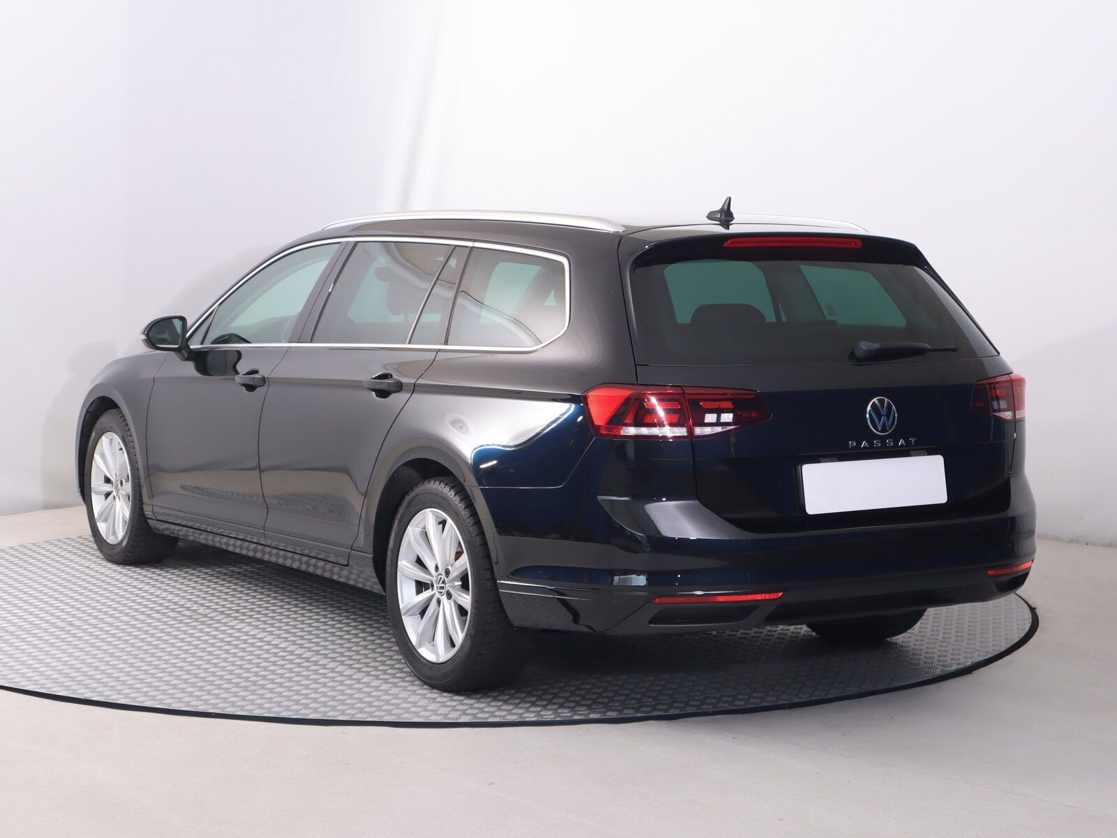 Volkswagen Passat, 2.0 TDI, Automat, Serv.kniha - fotka 4