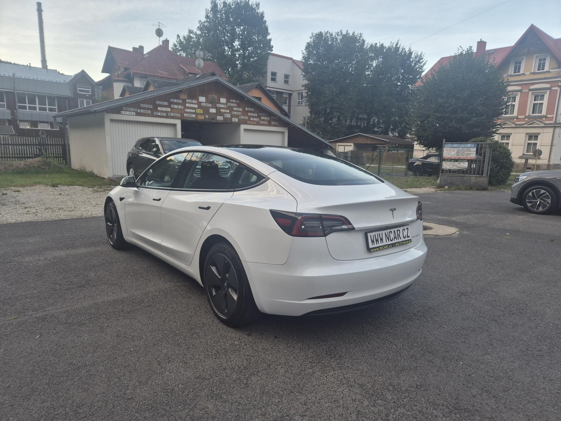 Tesla Model 3, LONG RANGE DUAL MOTOR SOH 97% - fotka 4