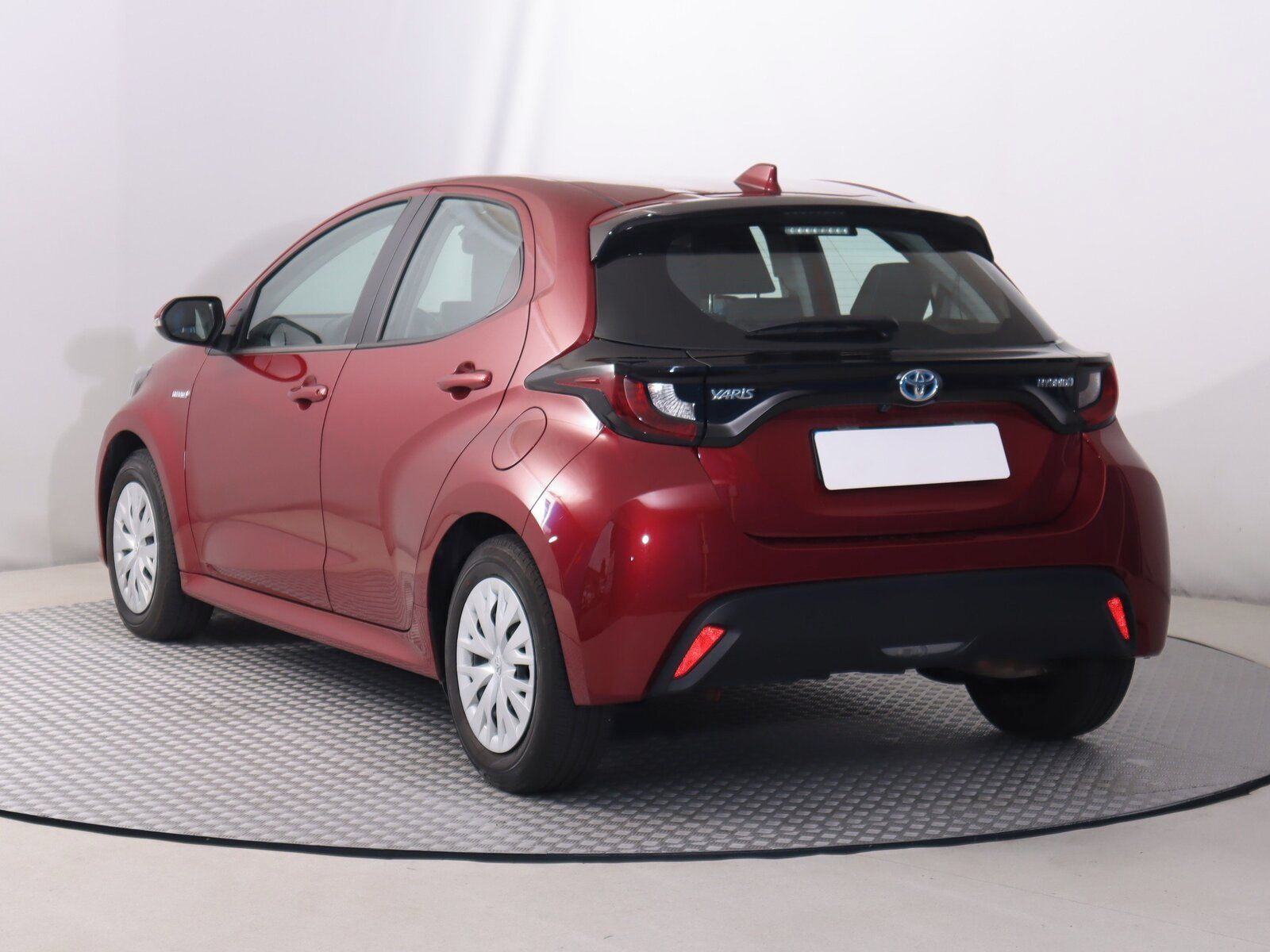 Toyota Yaris, 1.5 VVT-i Hybrid, Life - fotka 4