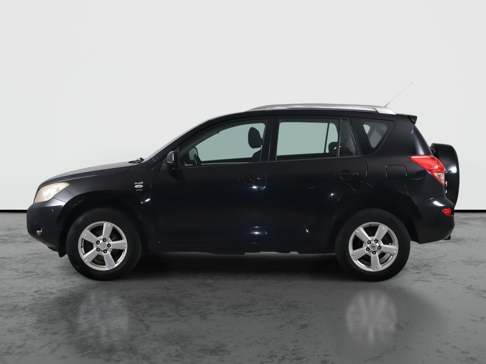 Toyota Rav4, 2.2 D-4D, 4X4, Serv.kniha - fotka 3