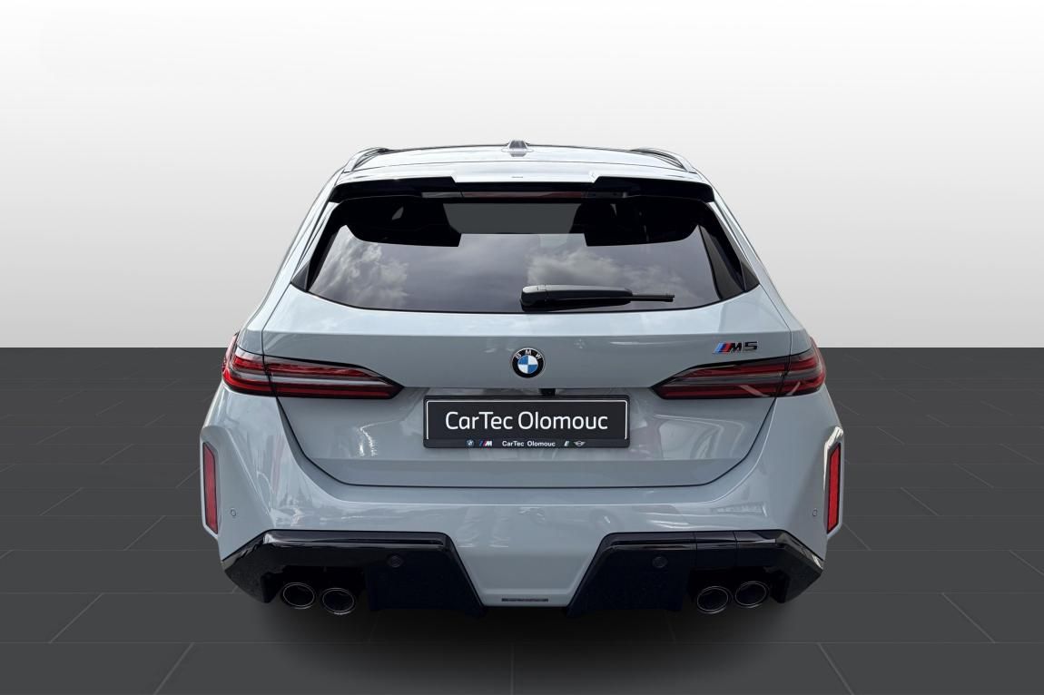 BMW M5, Touring - fotka 5