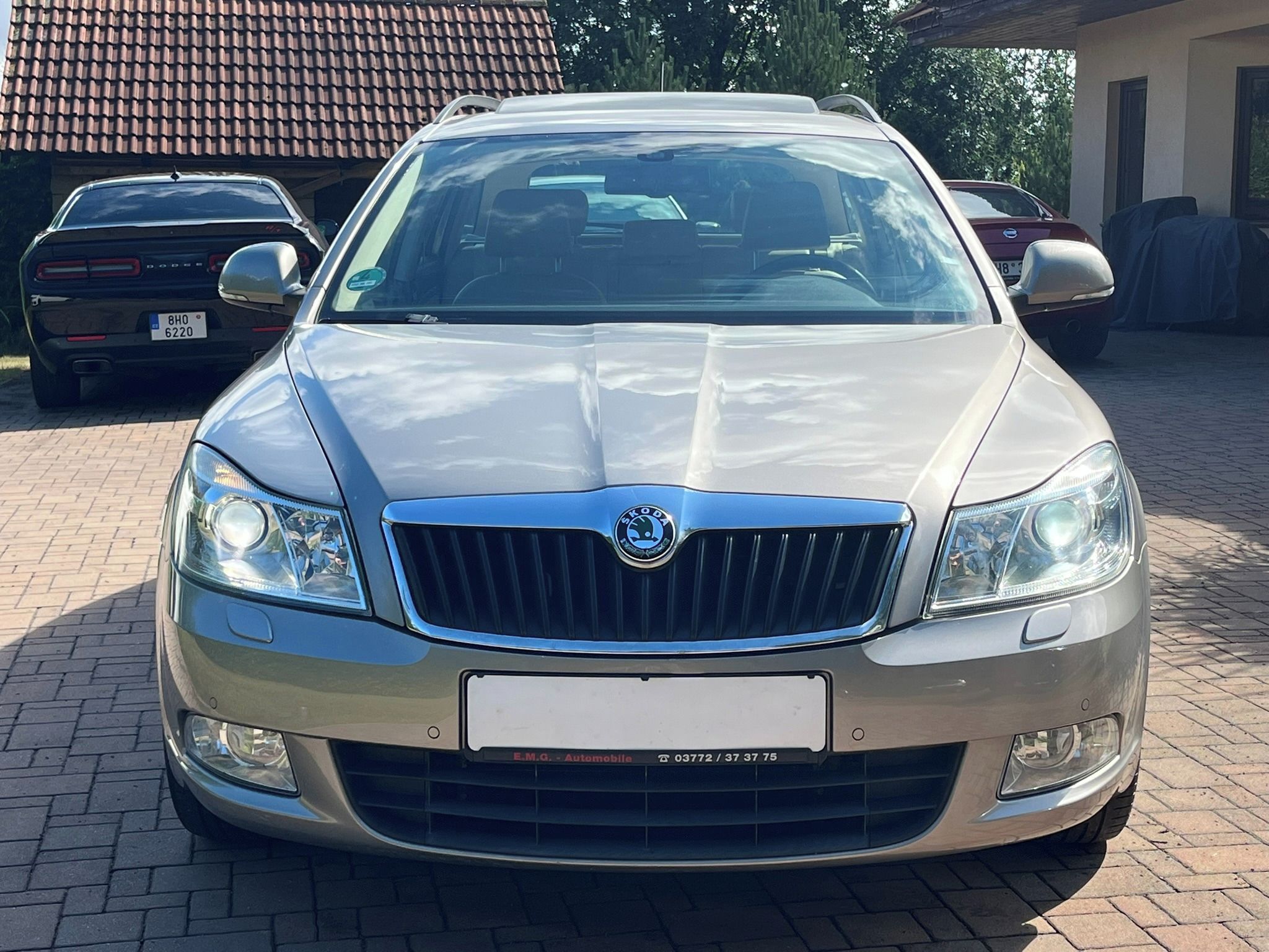 Škoda Octavia, 1.4 TSI Elegance Šíbr Xenon - fotka 2