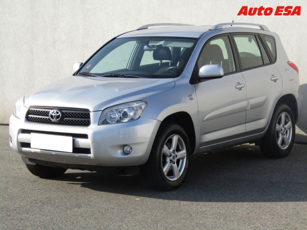 Toyota Rav4, 2.2 D-CAT 4x4,STK8/28 - fotka 3