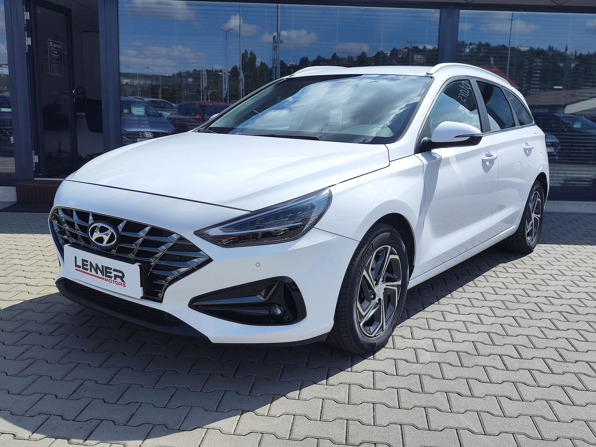 Hyundai i30, 1.0 T-GDI/88kW Smart Navi DCT